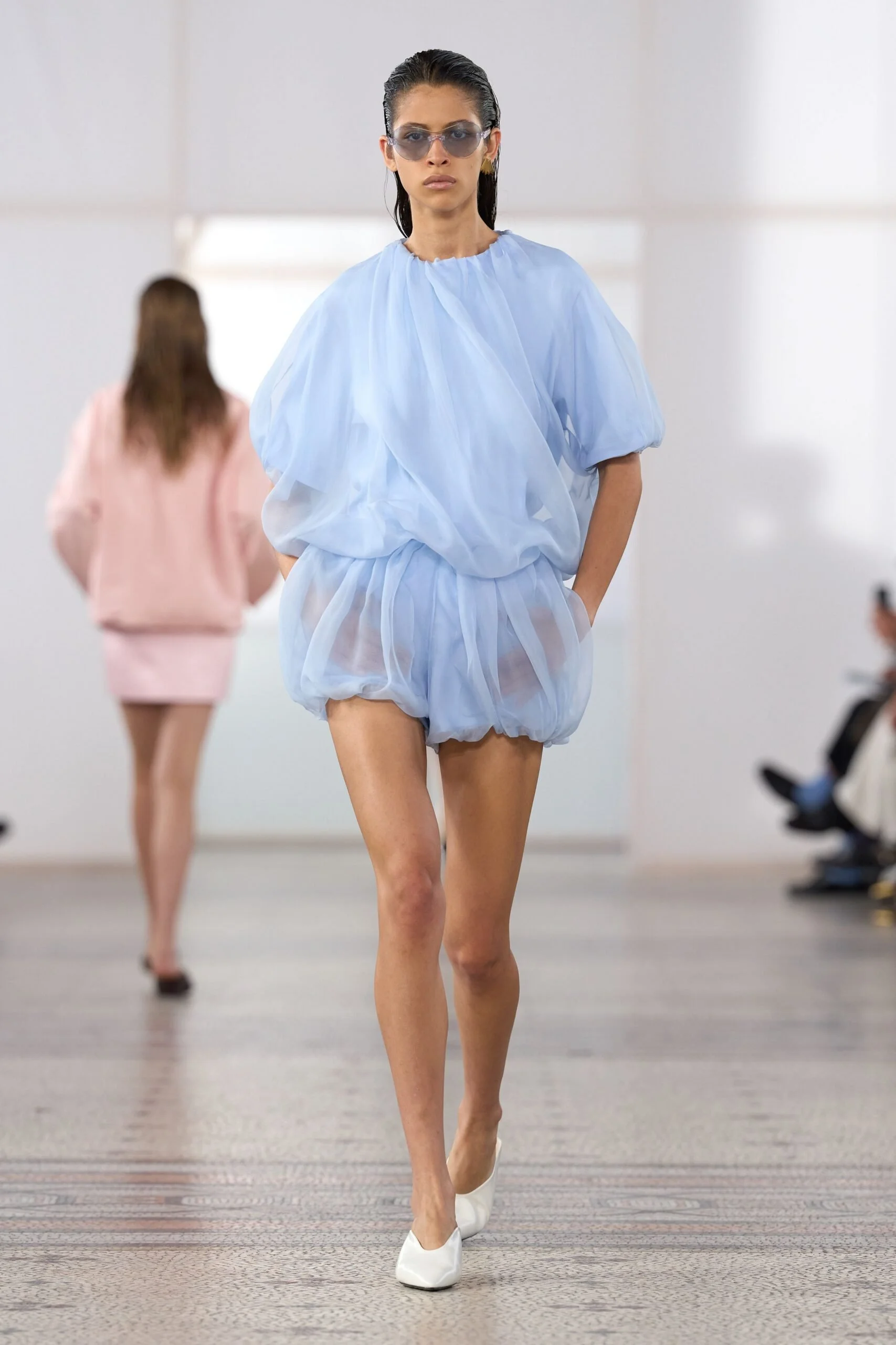 carven-spring-2027-ready-to-wear-look-07-scaled.jpg