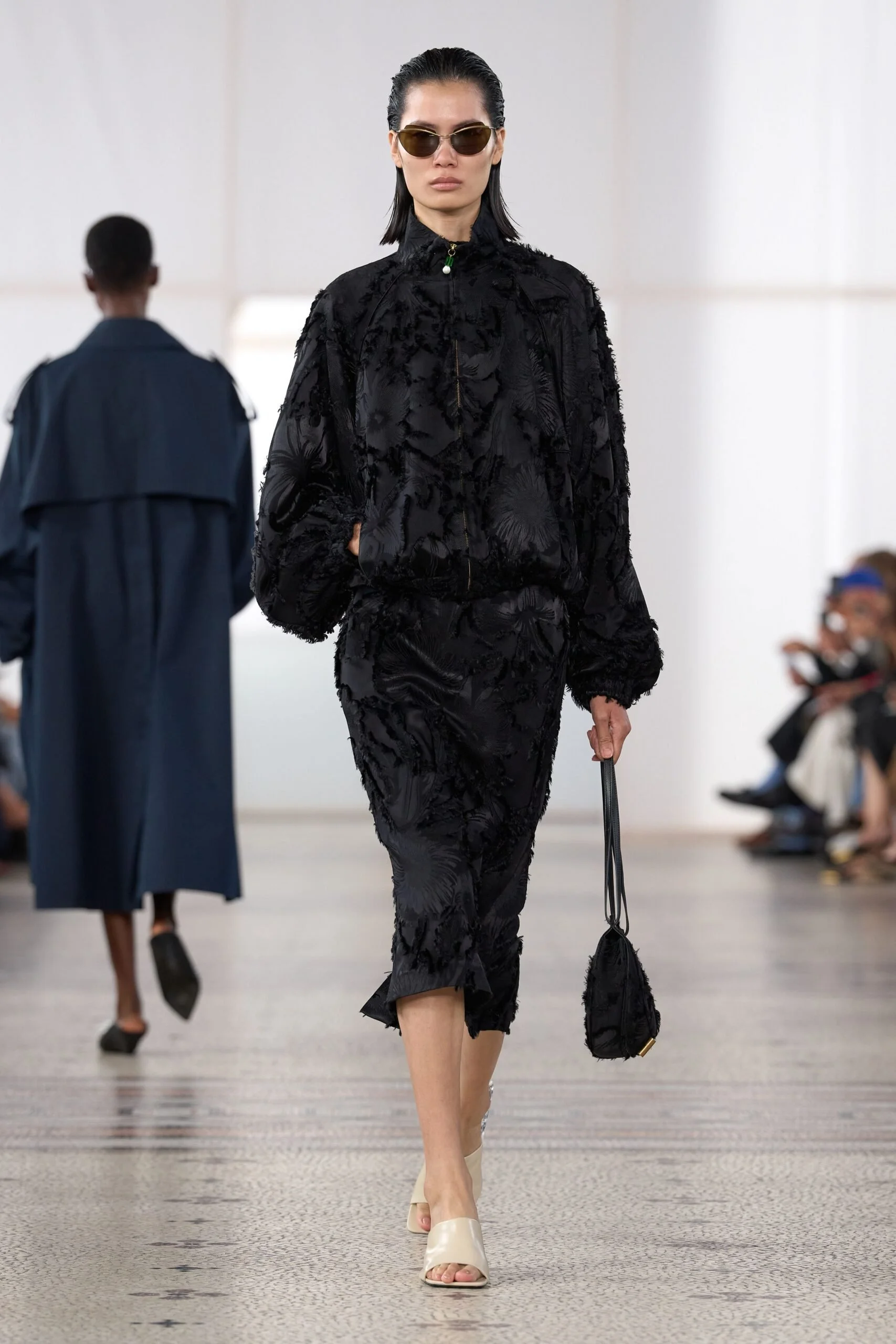 carven-spring-2027-ready-to-wear-look-13-scaled.jpg