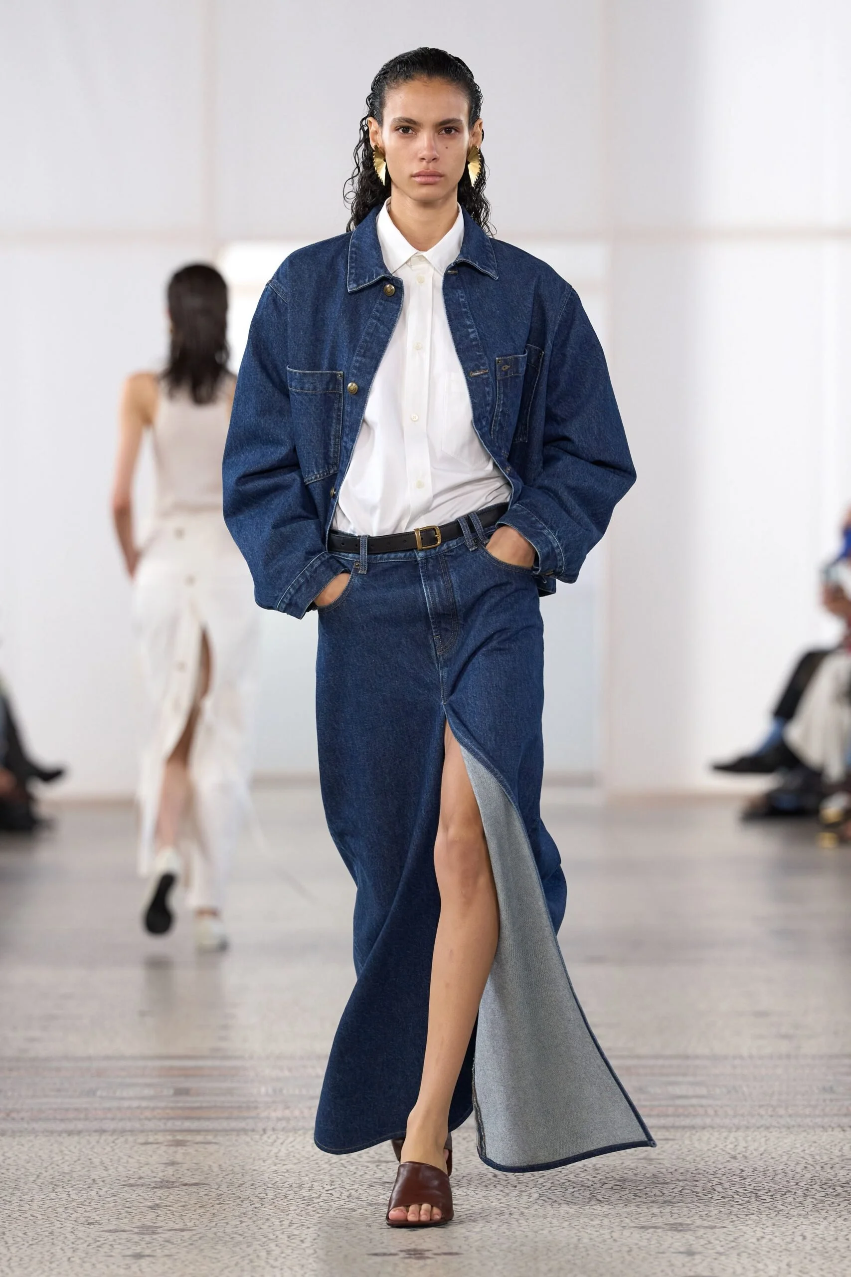 carven-spring-2027-ready-to-wear-look-20-scaled.jpg