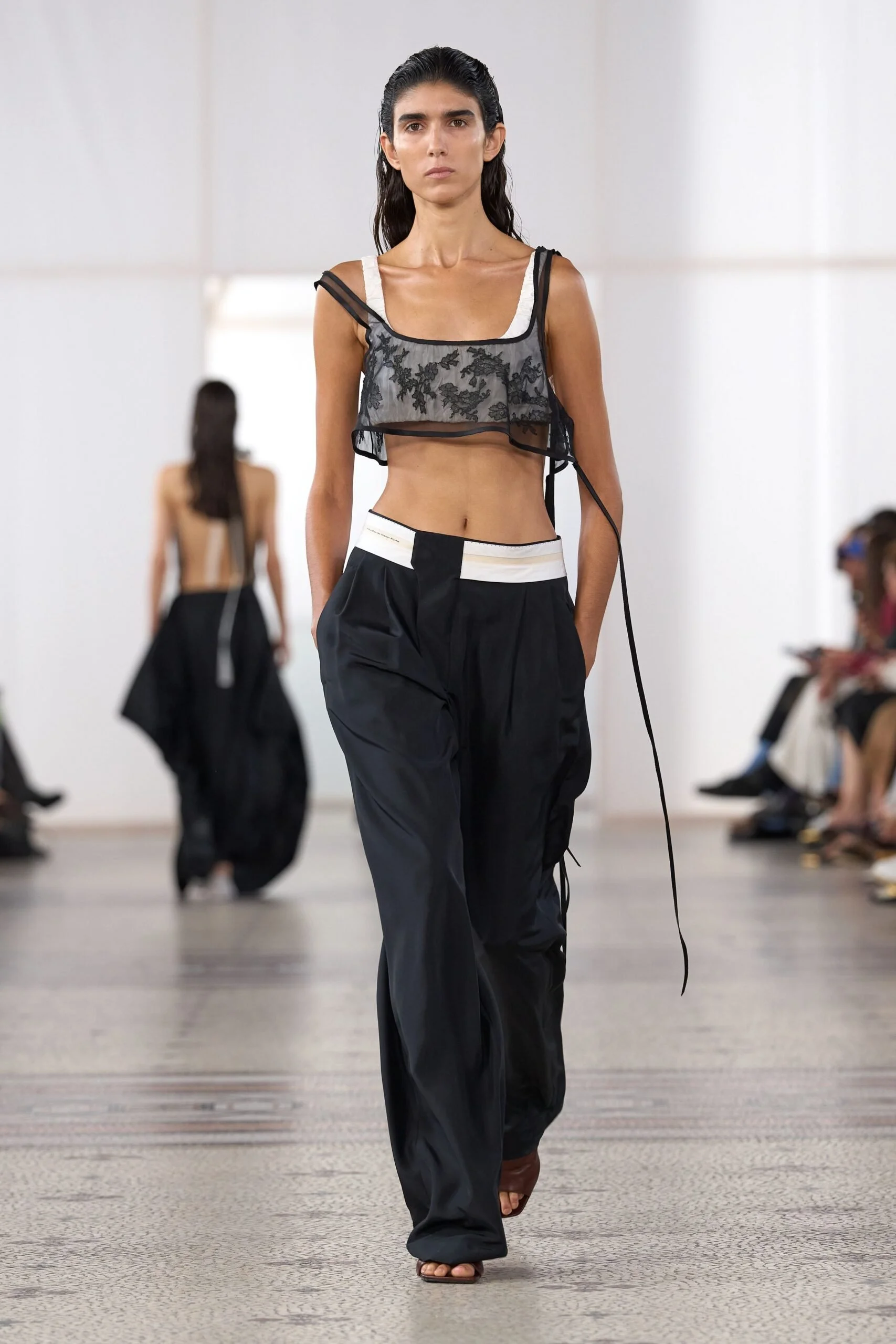 carven-spring-2027-ready-to-wear-look-27-scaled.jpg