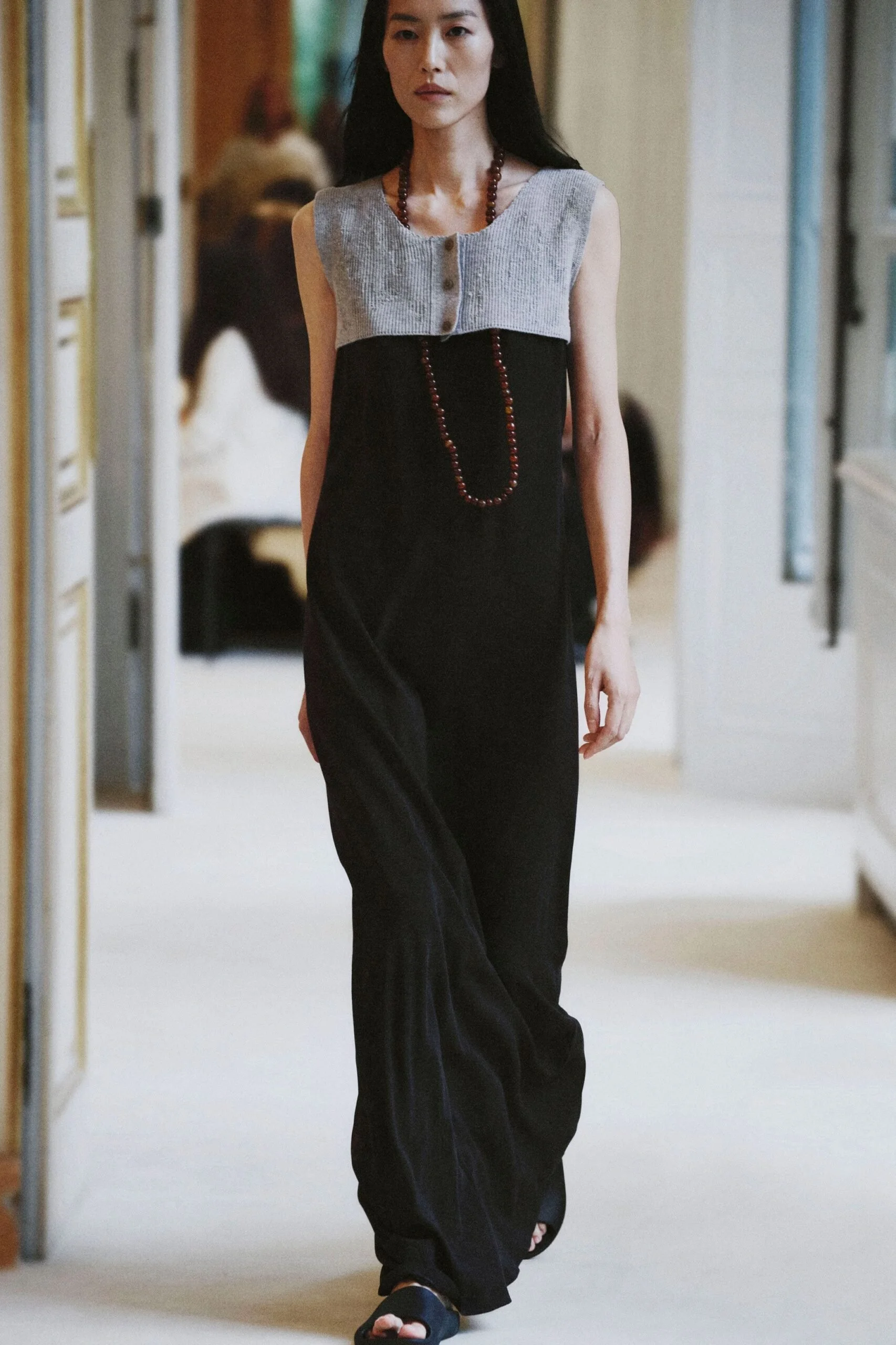 the-row-spring-2027-ready-to-wear-look-13-scaled.jpg