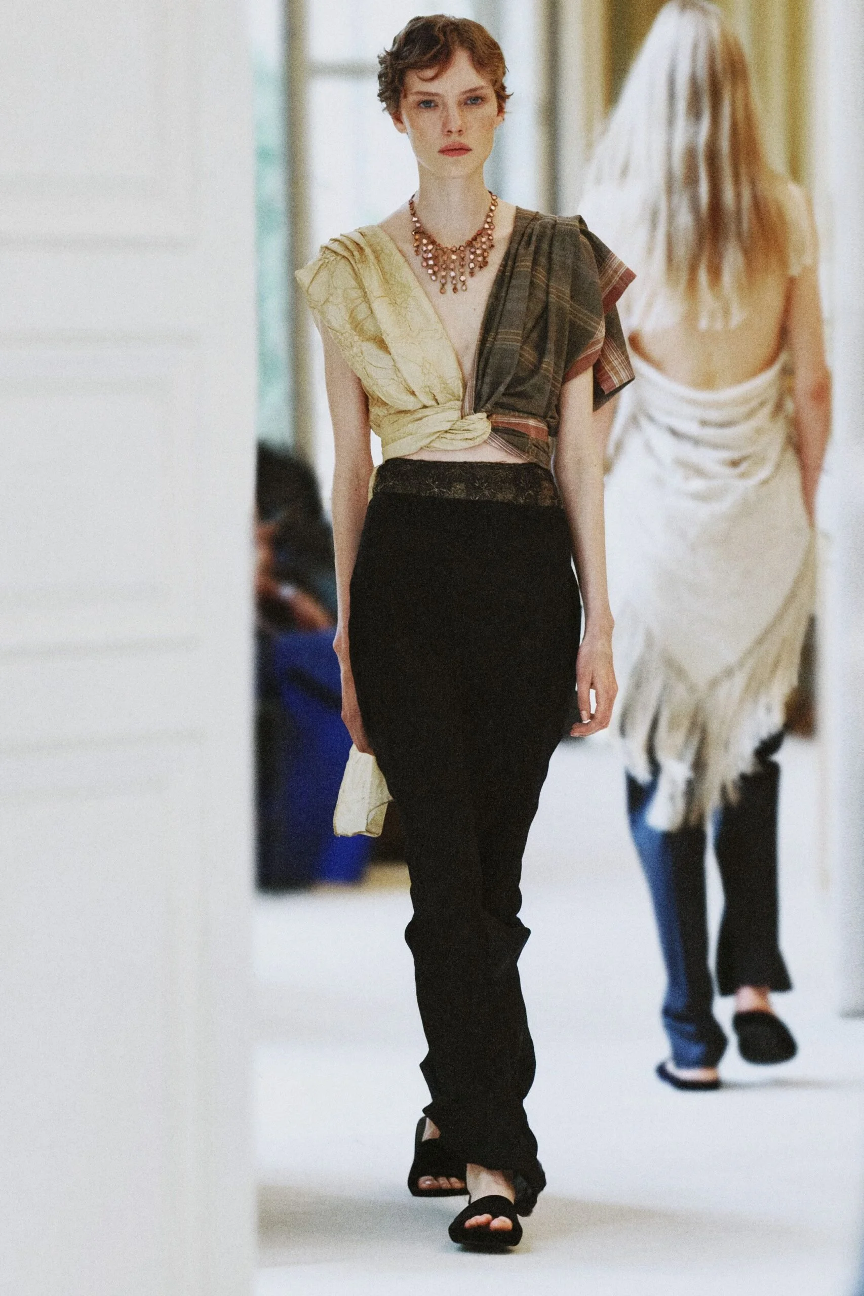 the-row-spring-2027-ready-to-wear-look-18-scaled.jpg