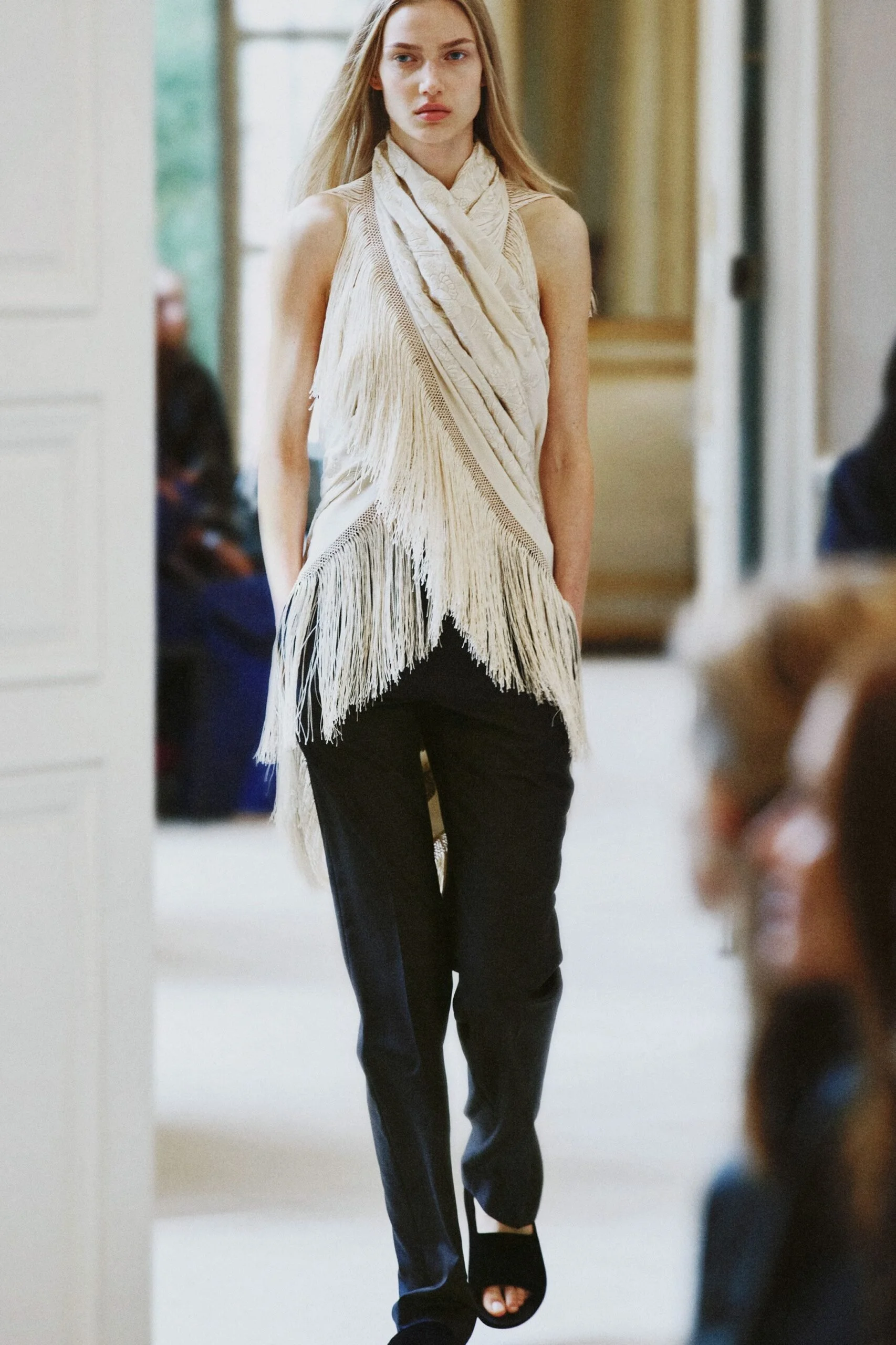 the-row-spring-2027-ready-to-wear-look-20-scaled.jpg