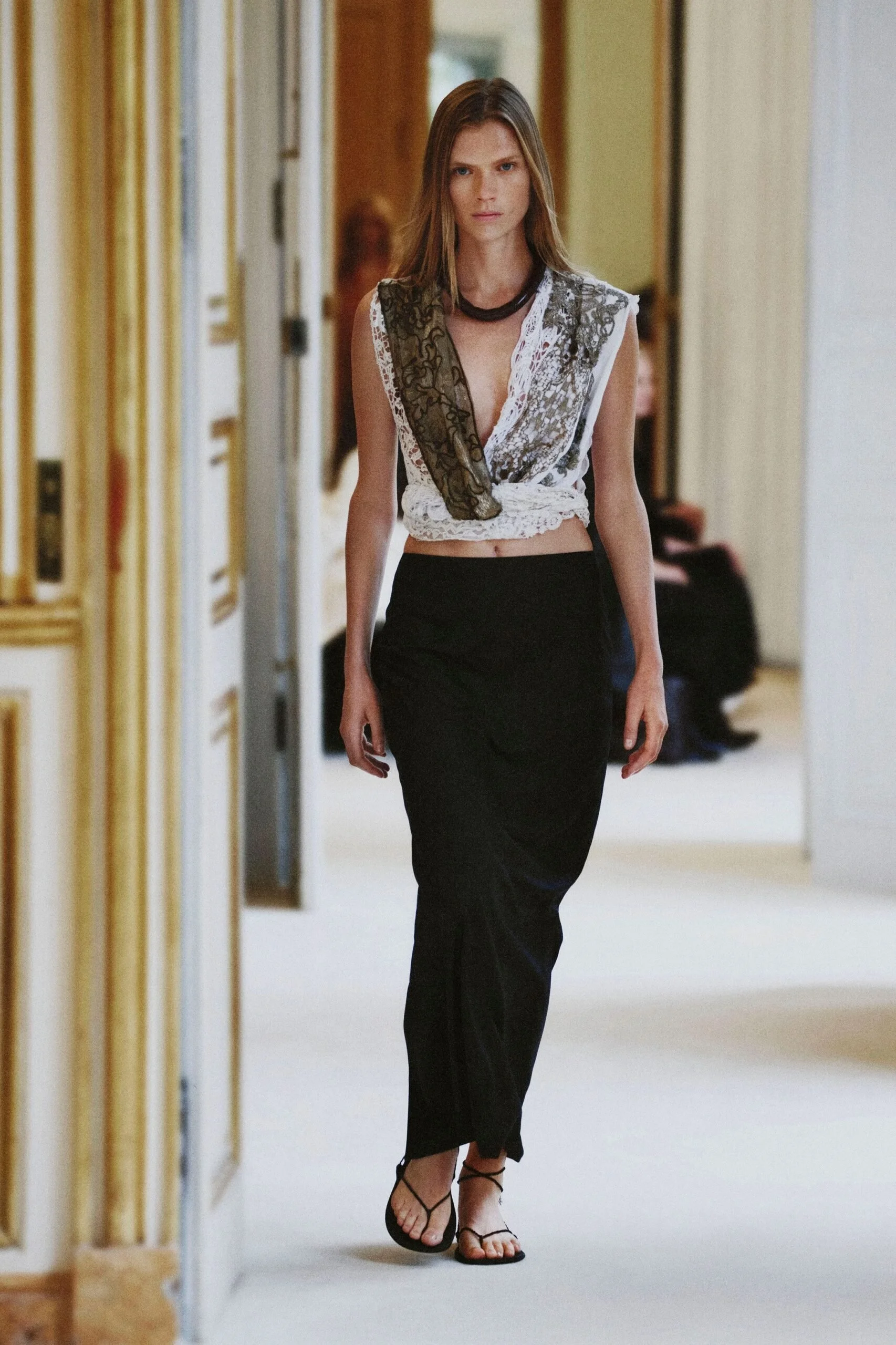 the-row-spring-2027-ready-to-wear-look-35-scaled.jpg