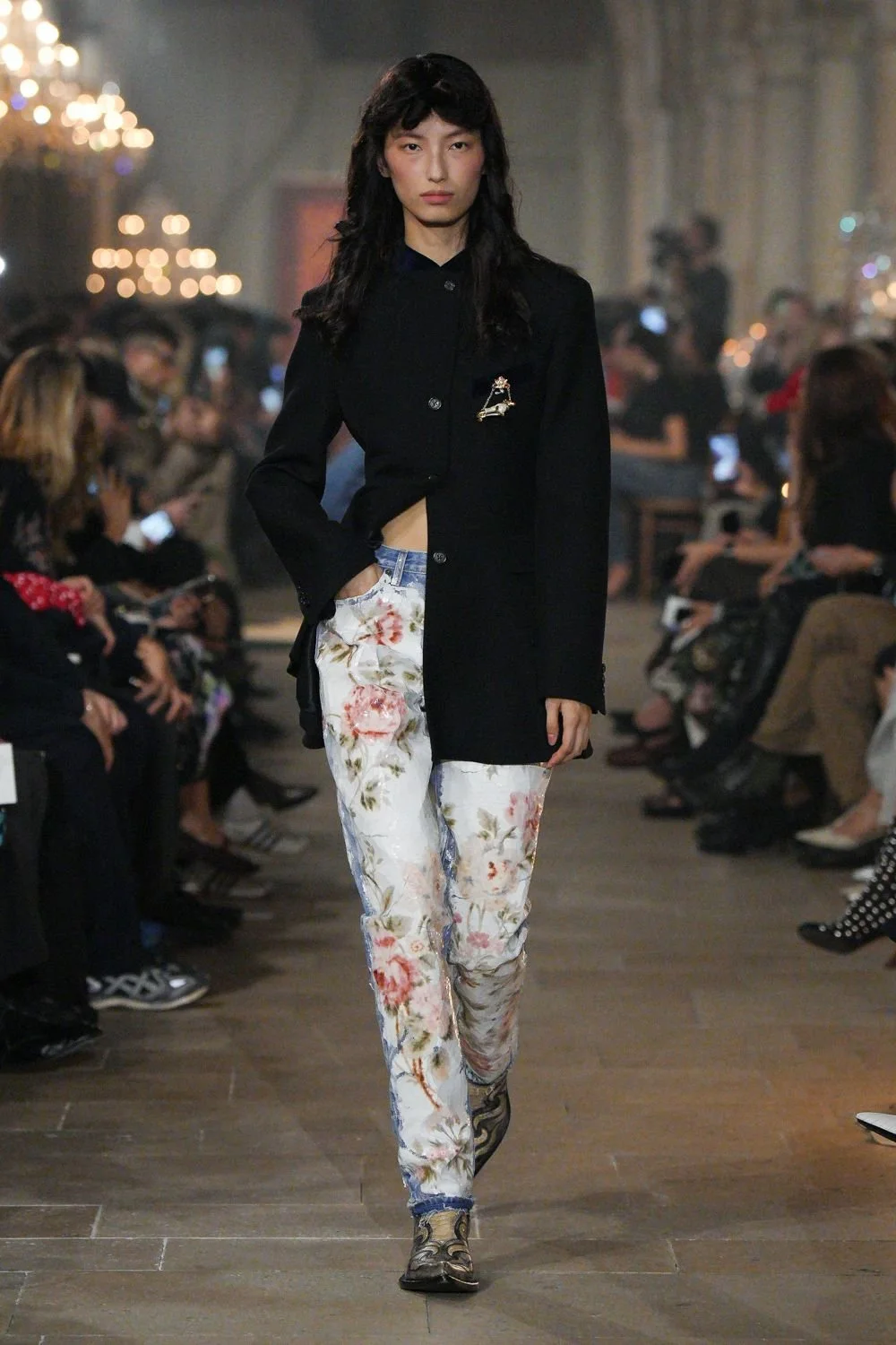 acne-studios-spring-2027-ready-to-wear-look-07.jpg