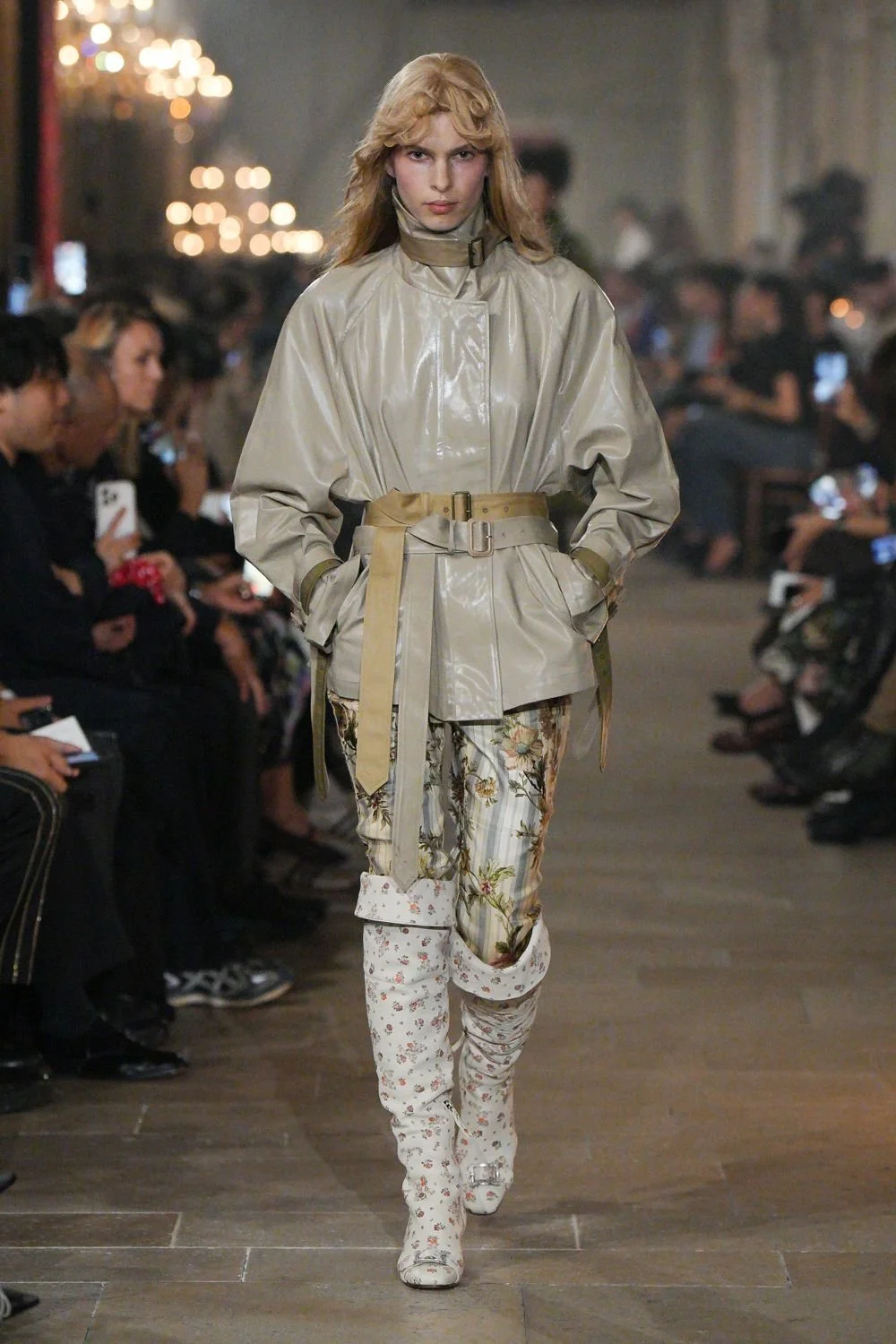 acne-studios-spring-2027-ready-to-wear-look-14.jpg