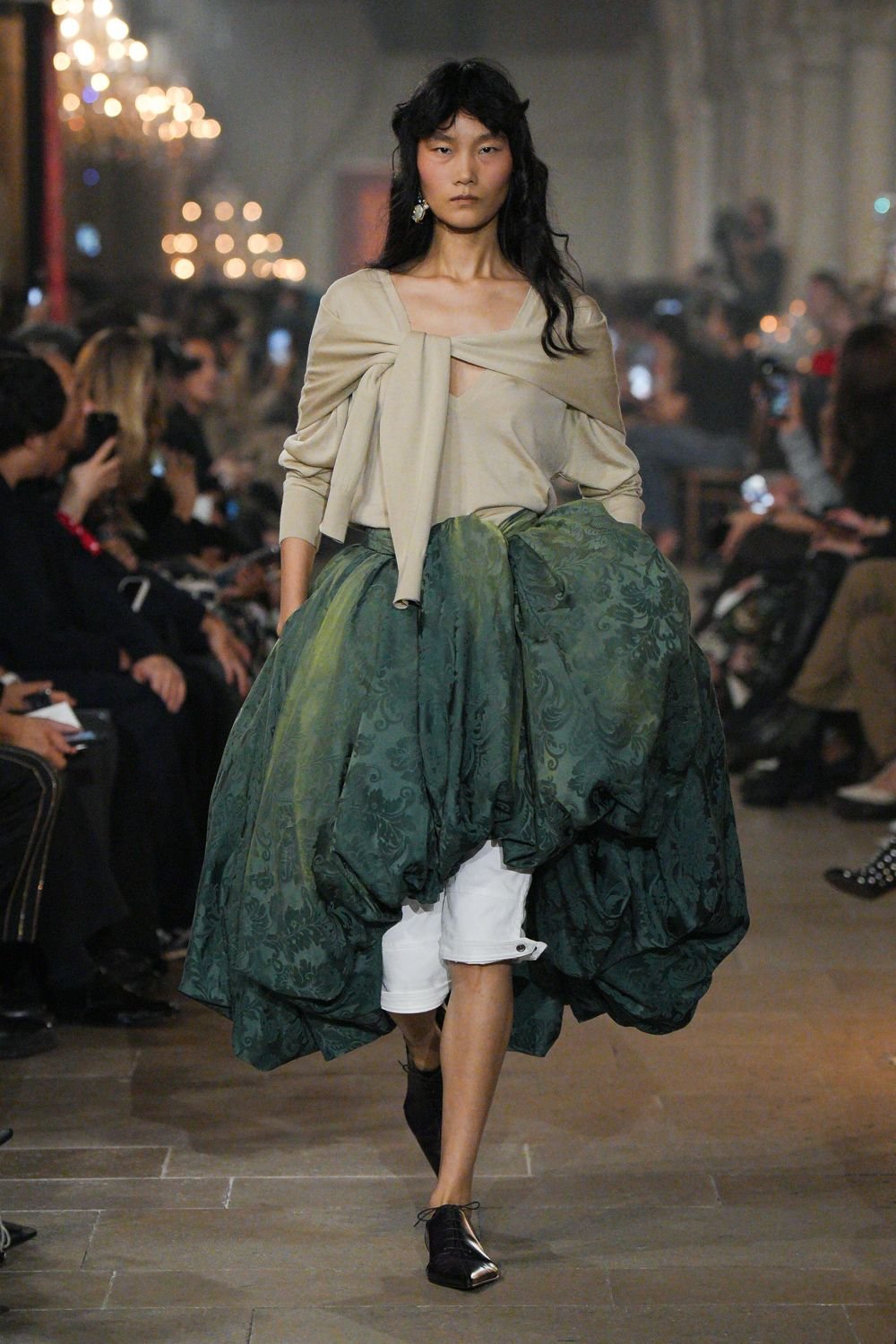 acne-studios-spring-2027-ready-to-wear-look-16.jpg