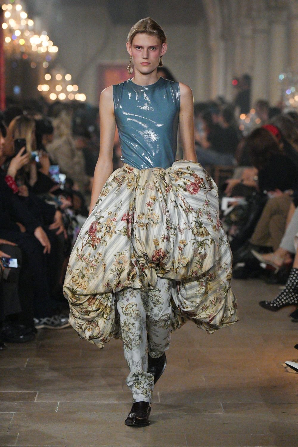 acne-studios-spring-2027-ready-to-wear-look-43.jpg