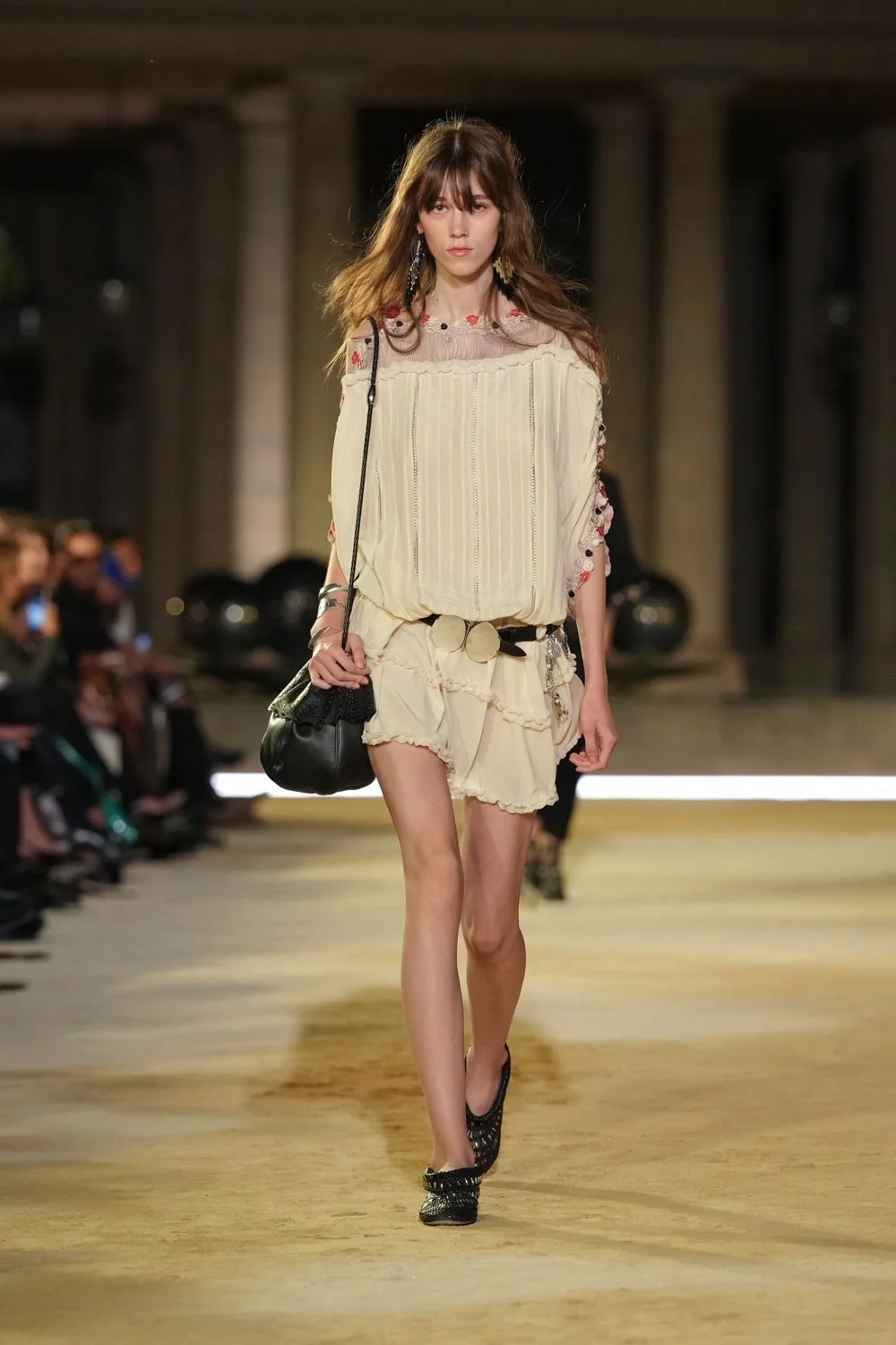 isabel-marant-spring-2027-ready-to-wear-look-23.jpg
