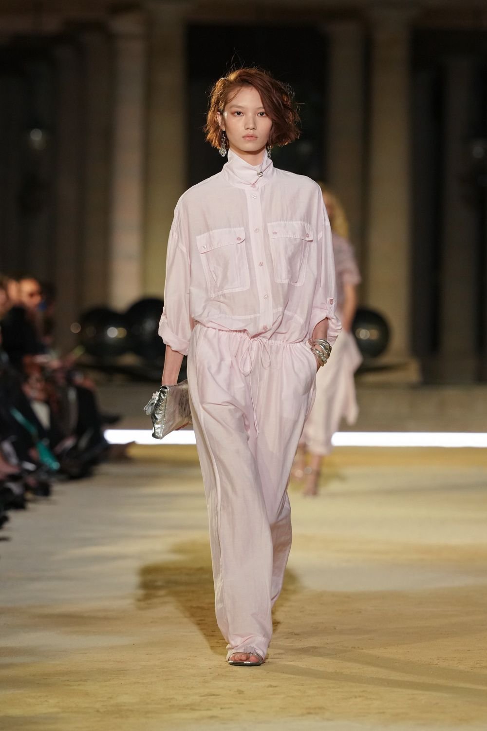 isabel-marant-spring-2027-ready-to-wear-look-25.jpg