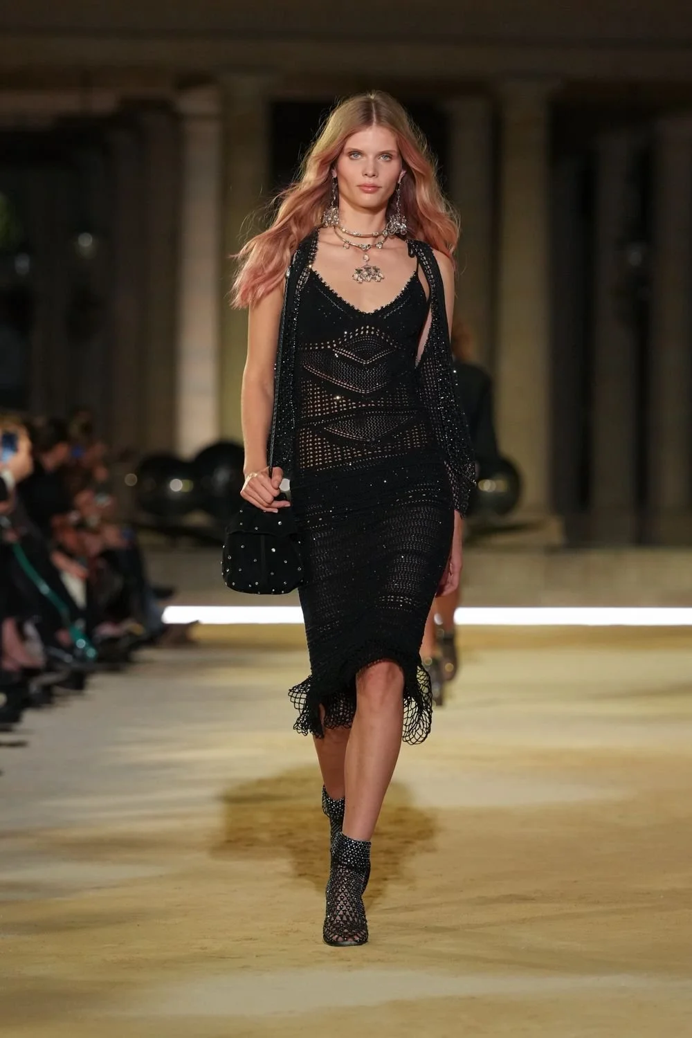isabel-marant-spring-2027-ready-to-wear-look-48.jpg