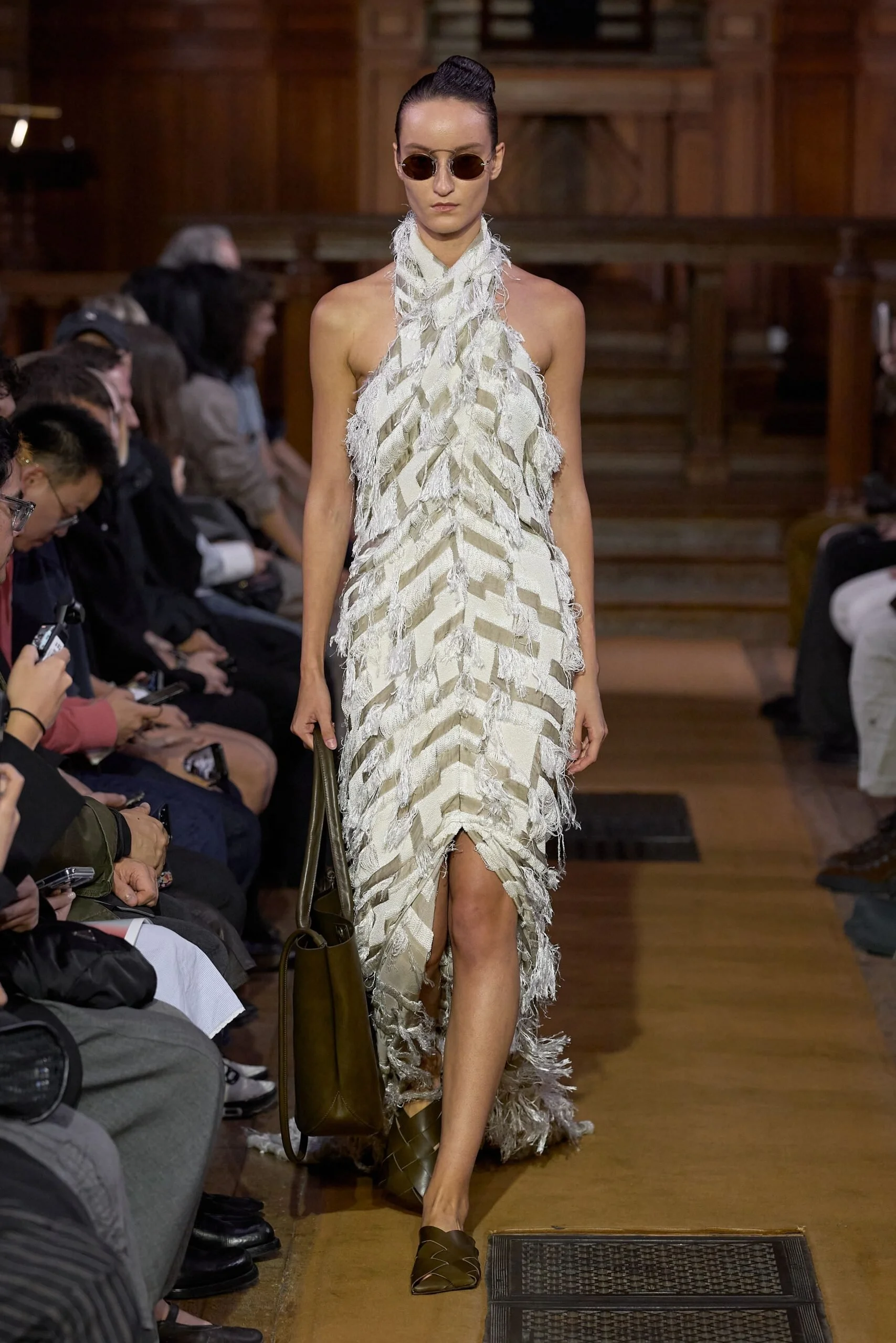 uma-wang-spring-2027-ready-to-wear-look-04-scaled.jpg