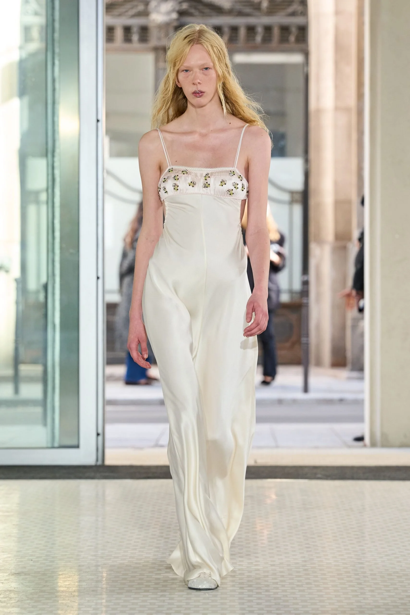 cecilie-bahnsen-spring-2027-ready-to-wear-look-16-scaled.jpg