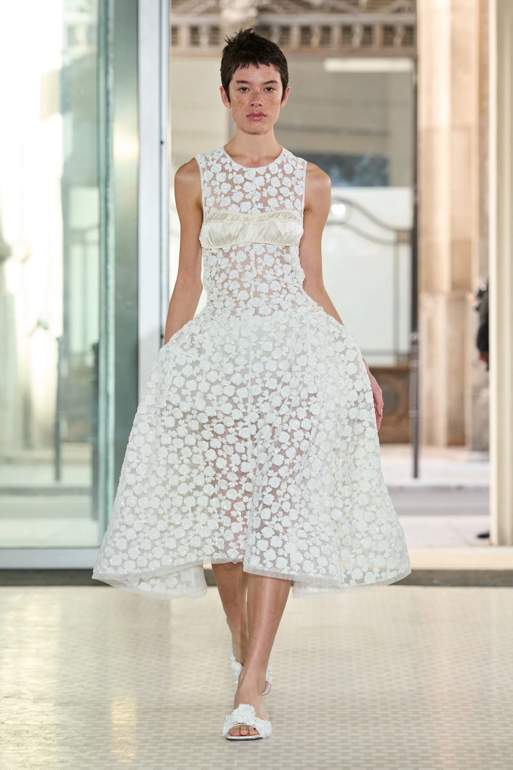 cecilie-bahnsen-spring-2027-ready-to-wear-look-18-scaled.jpg