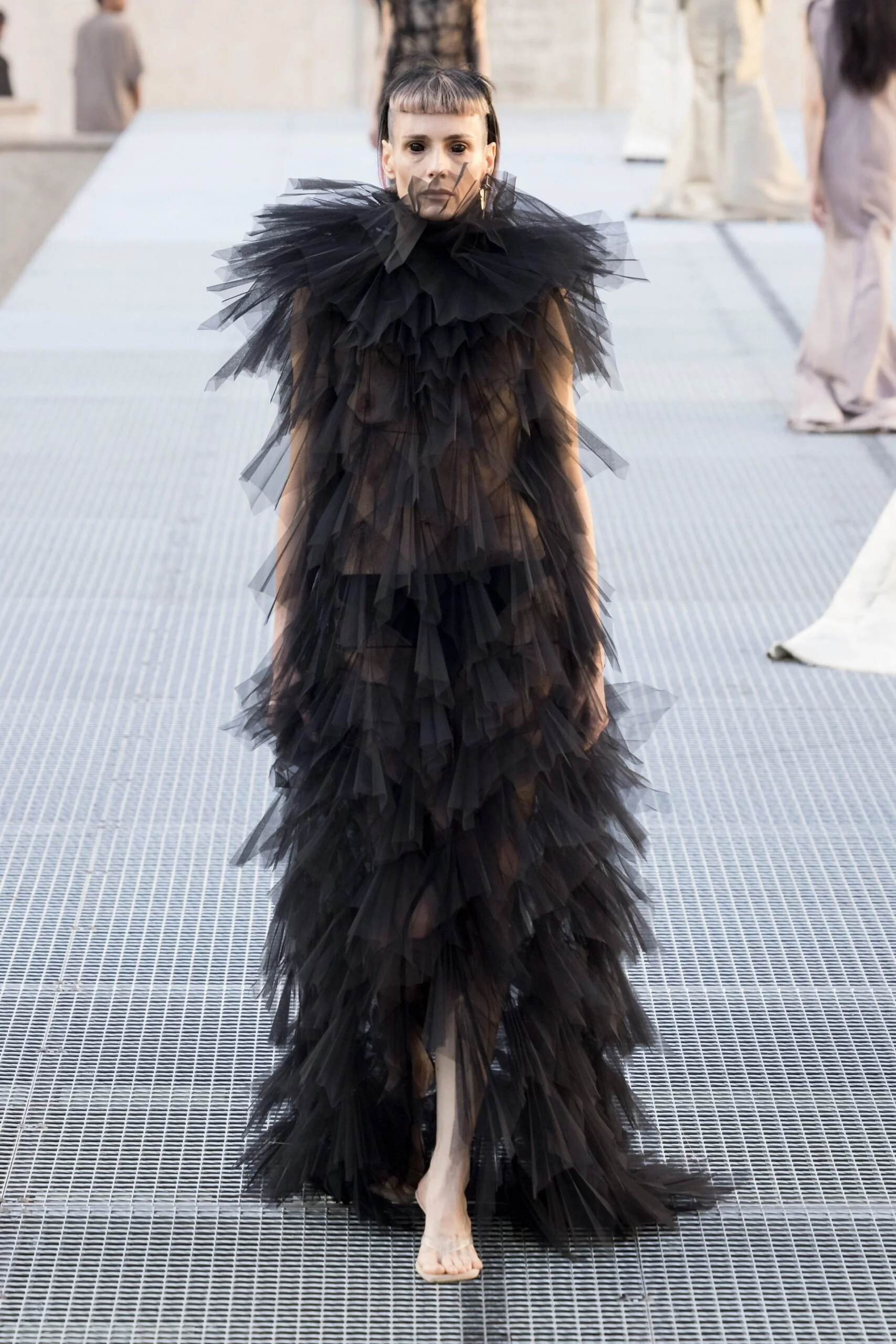 rick-owens-spring-2027-ready-to-wear-look-19-scaled.jpg