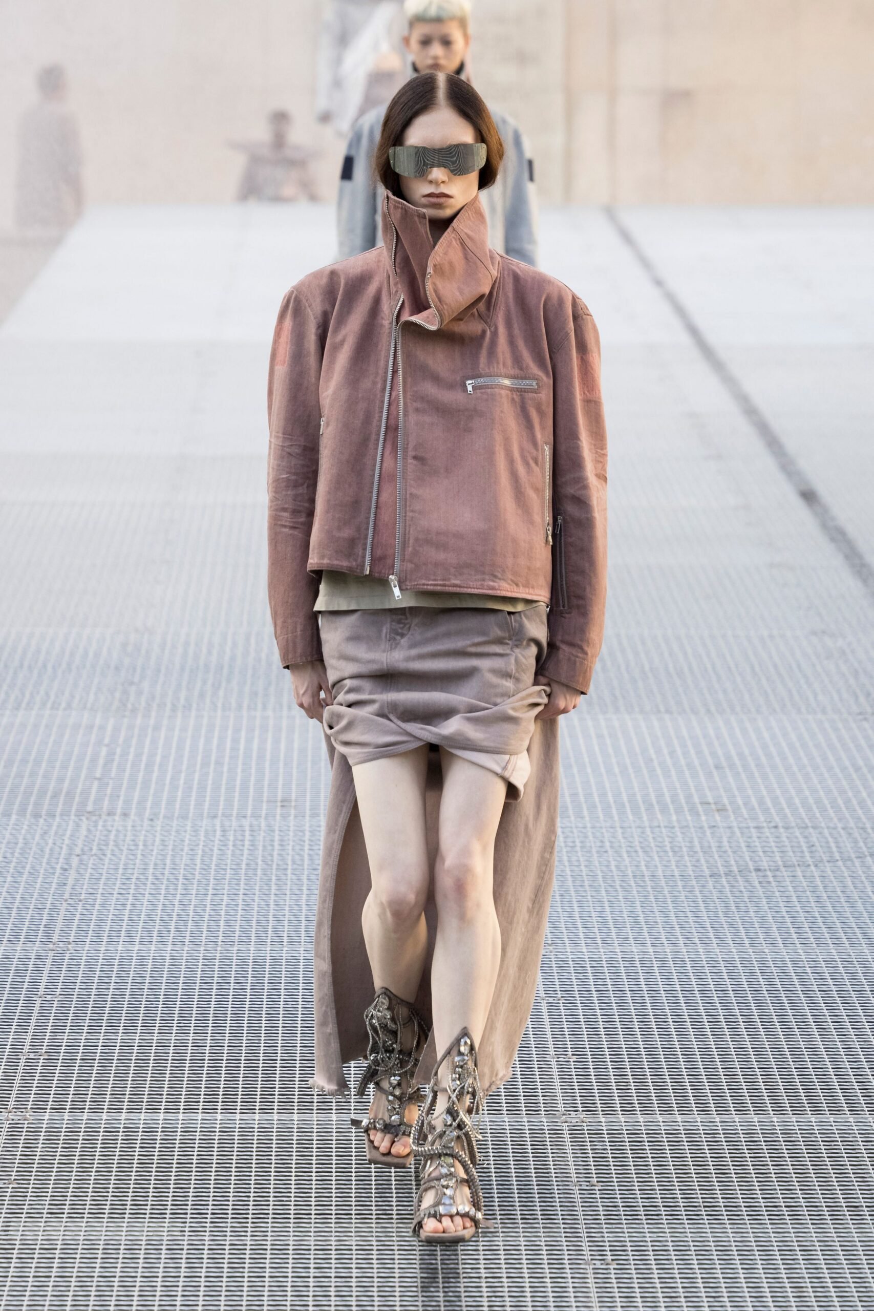 rick-owens-spring-2027-ready-to-wear-look-35-scaled.jpg