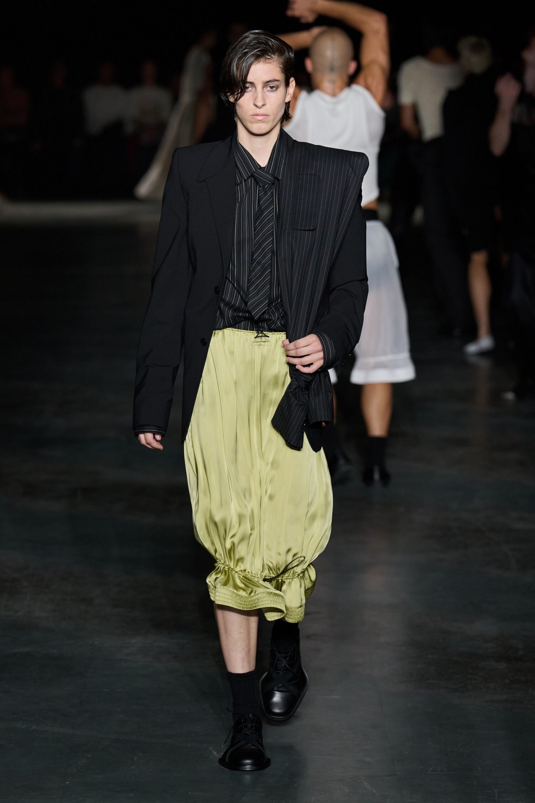 alainpaul-spring-2027-ready-to-wear-look-38-scaled.jpg