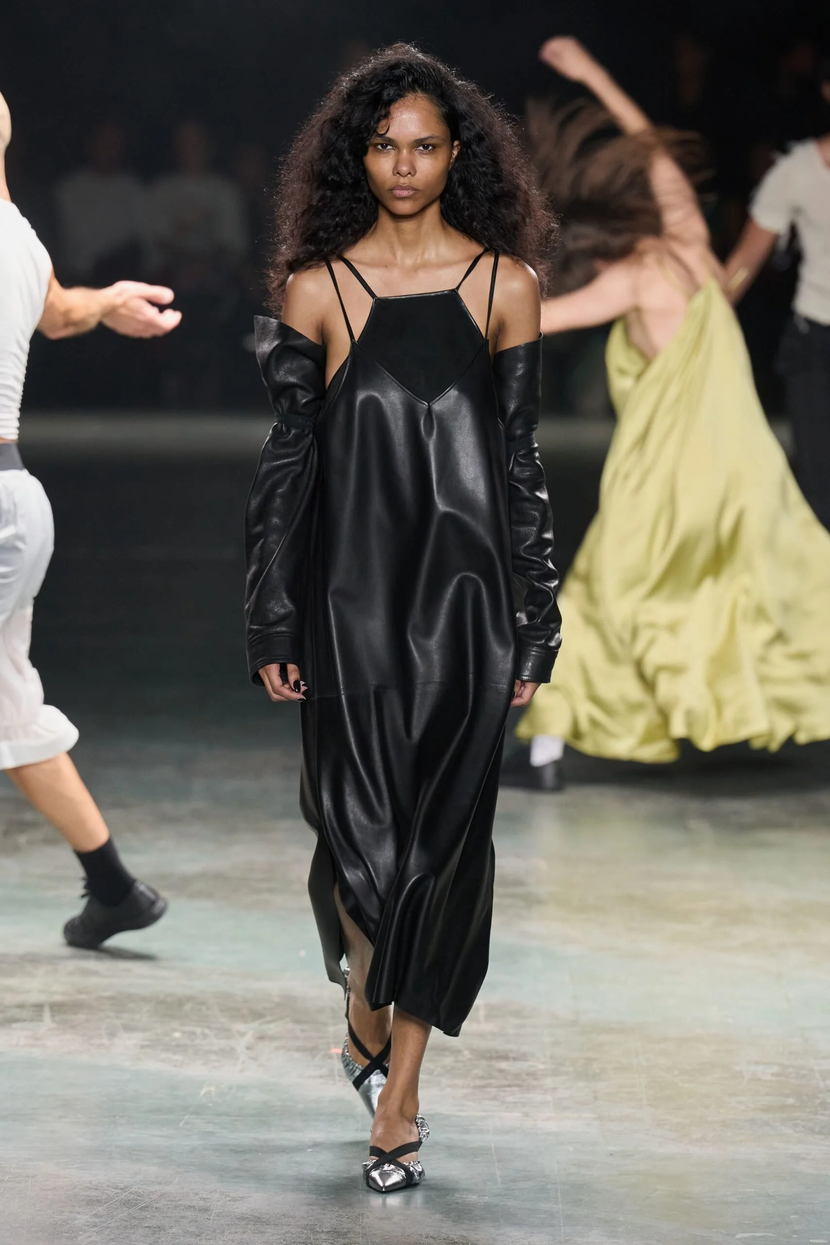alainpaul-spring-2027-ready-to-wear-look-43-scaled.jpg