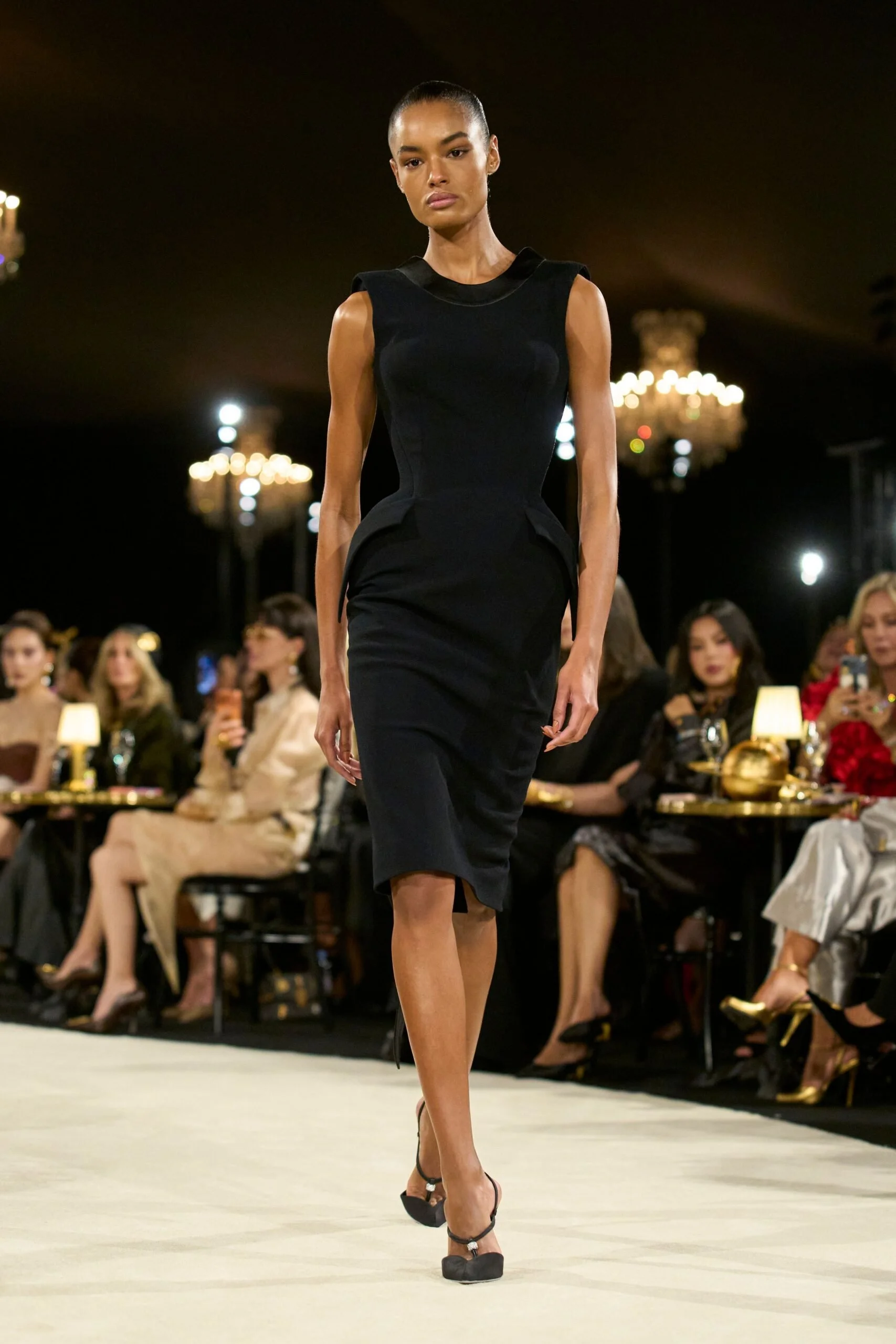 schiaparelli-spring-2027-ready-to-wear-look-02-scaled.jpg