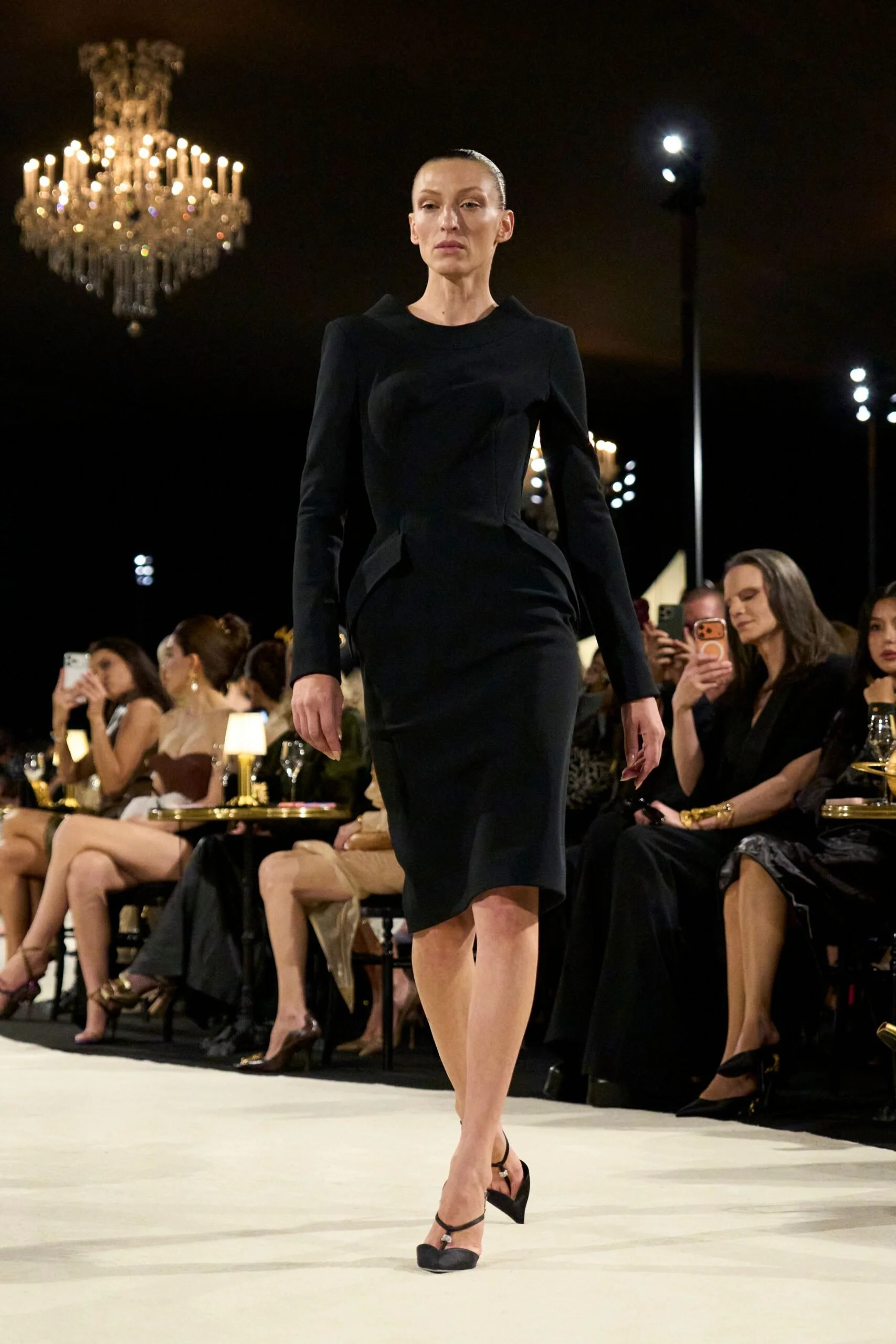 schiaparelli-spring-2027-ready-to-wear-look-01-scaled.jpg