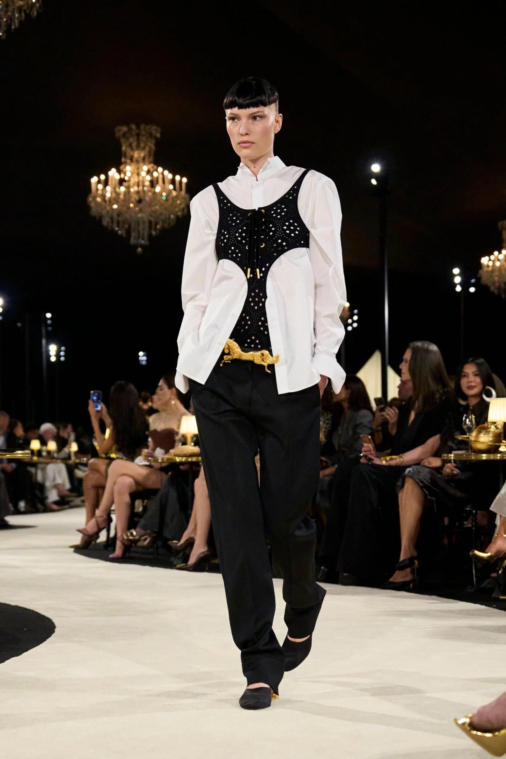 schiaparelli-spring-2027-ready-to-wear-look-22-scaled.jpg