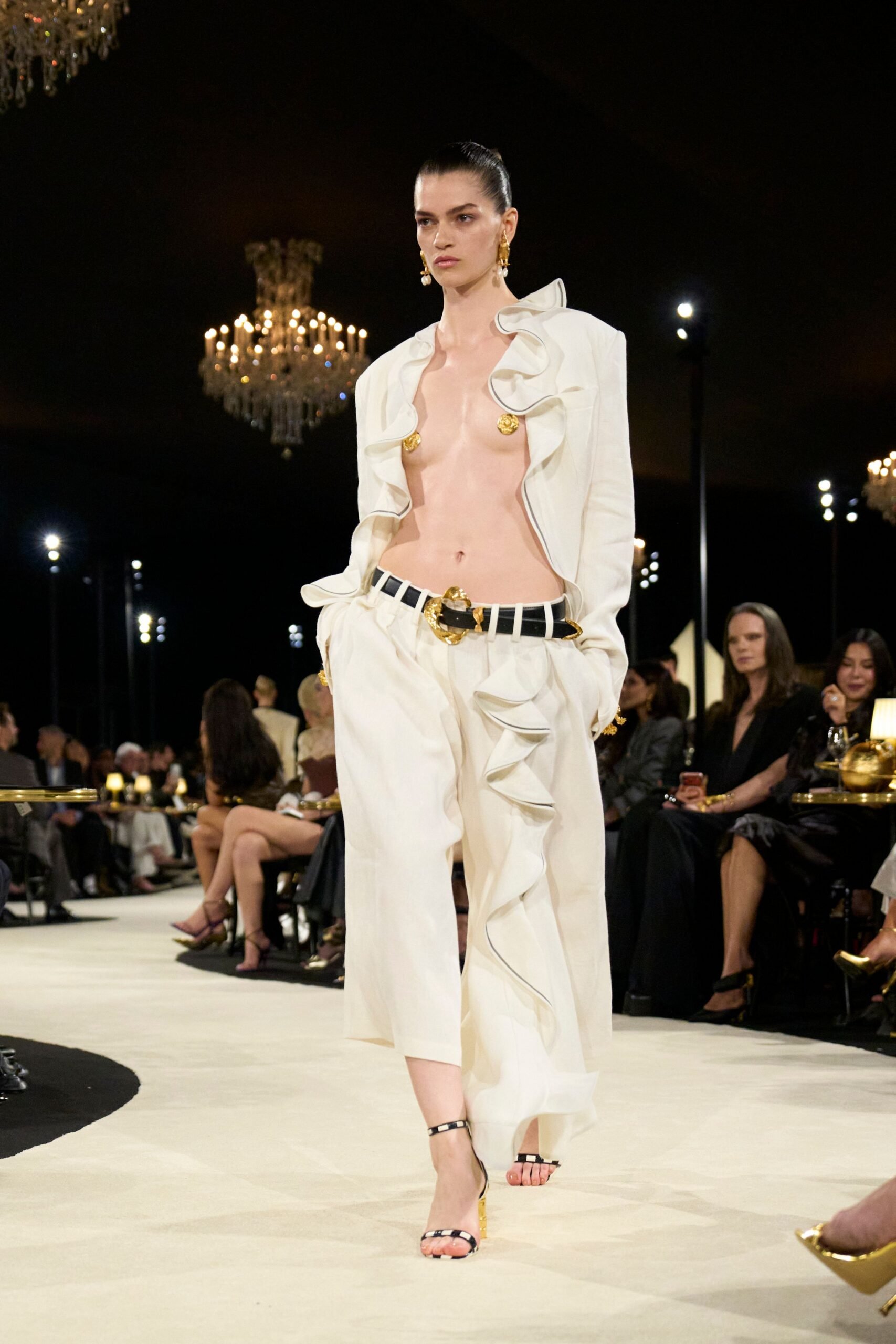 schiaparelli-spring-2027-ready-to-wear-look-31-scaled.jpg