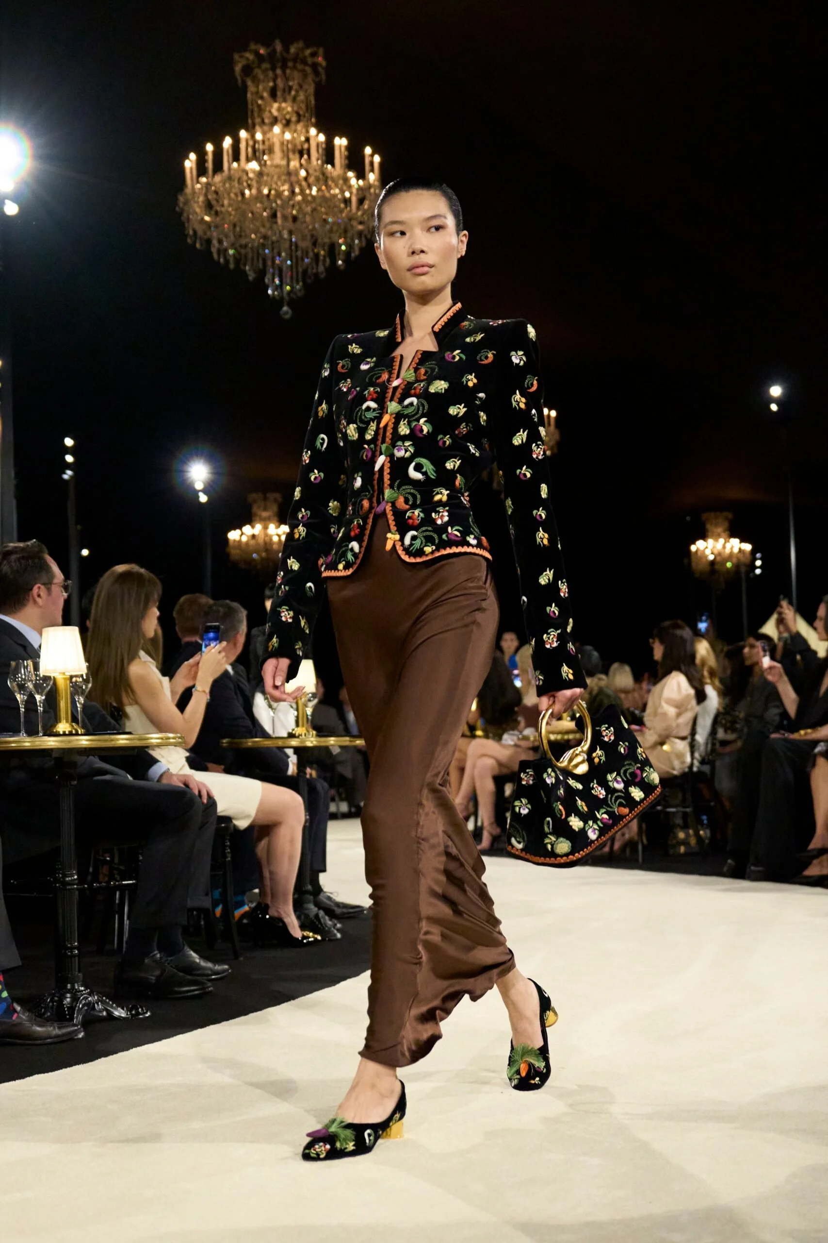 schiaparelli-spring-2027-ready-to-wear-look-49-scaled.jpg