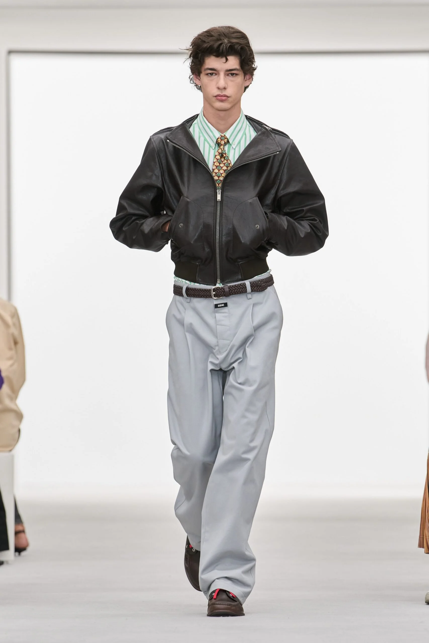 loewe-spring-2027-ready-to-wear-look-03-scaled.jpg