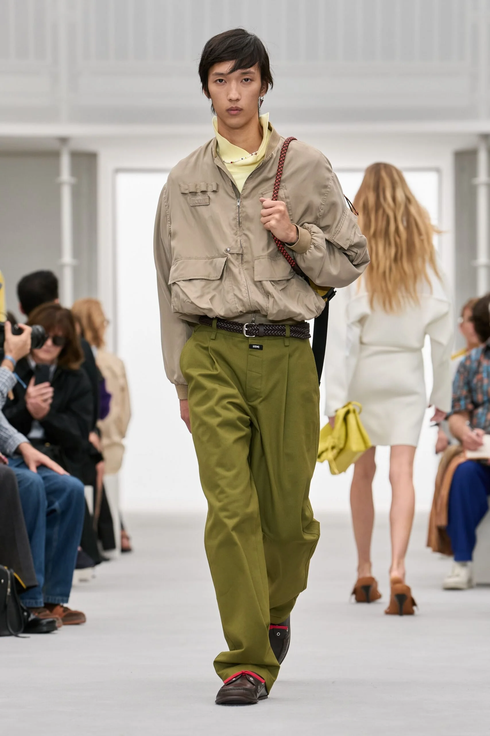 loewe-spring-2027-ready-to-wear-look-14-scaled.jpg