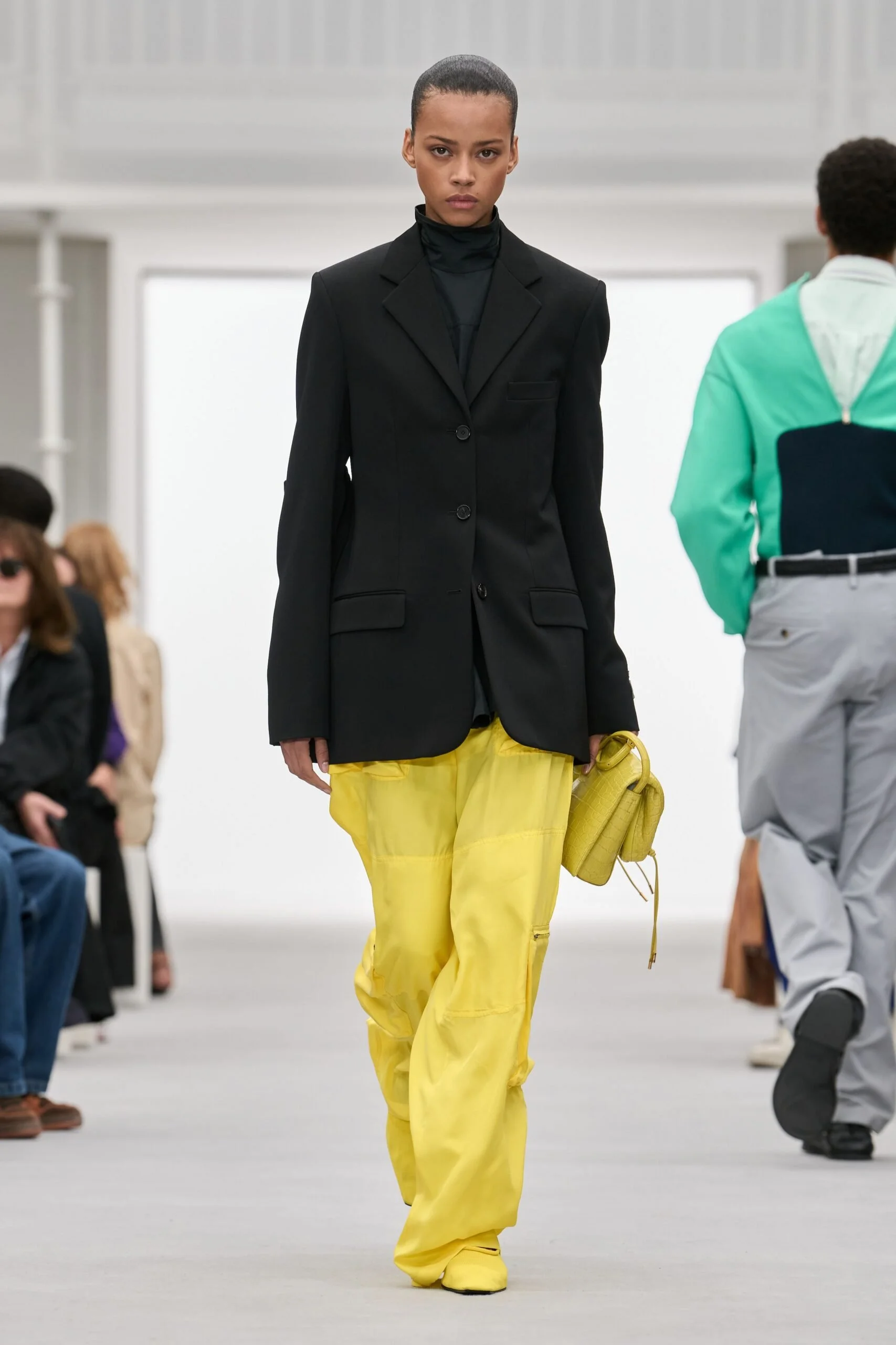 loewe-spring-2027-ready-to-wear-look-52-scaled.jpg