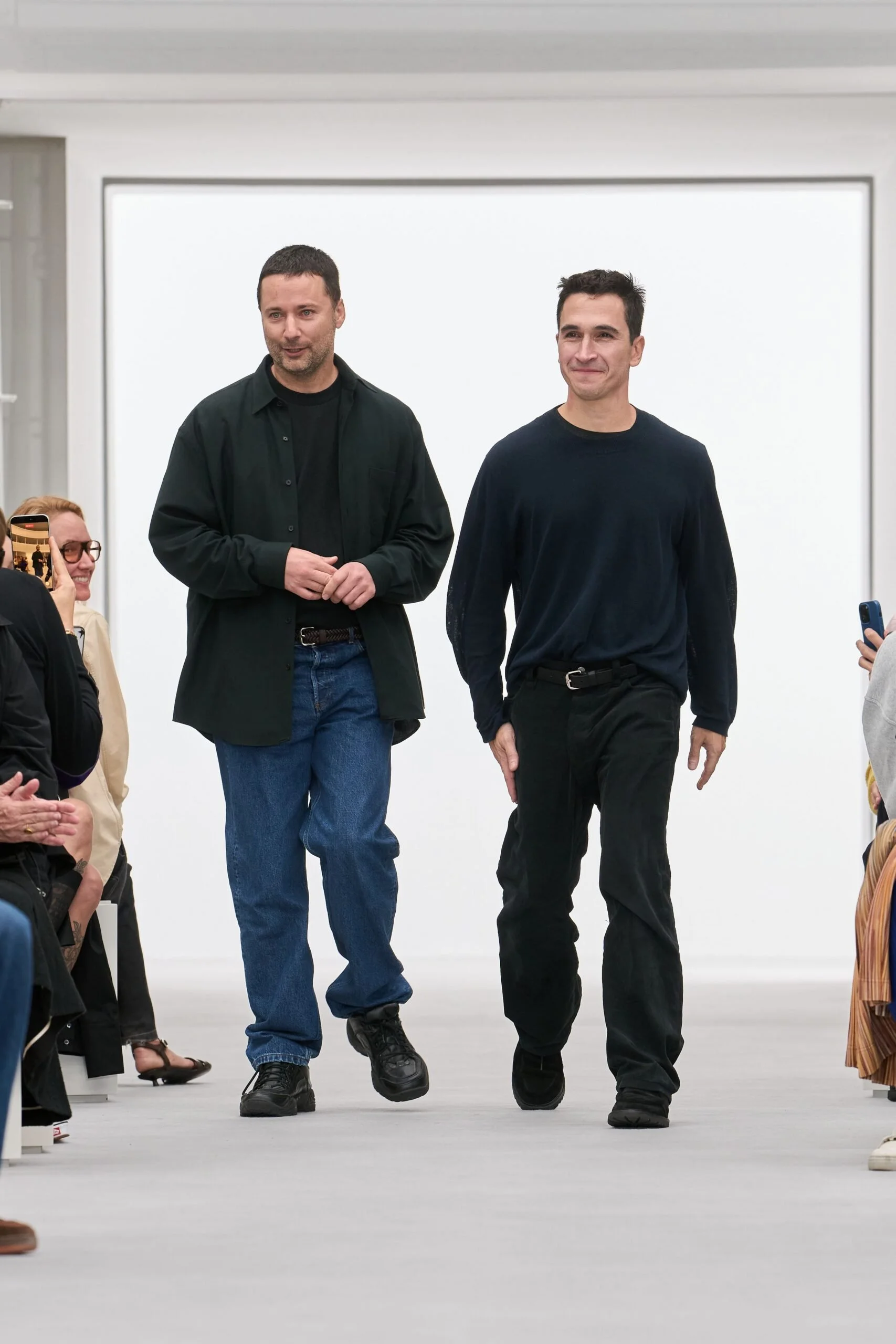 loewe-spring-2027-ready-to-wear-look-67-scaled.jpg