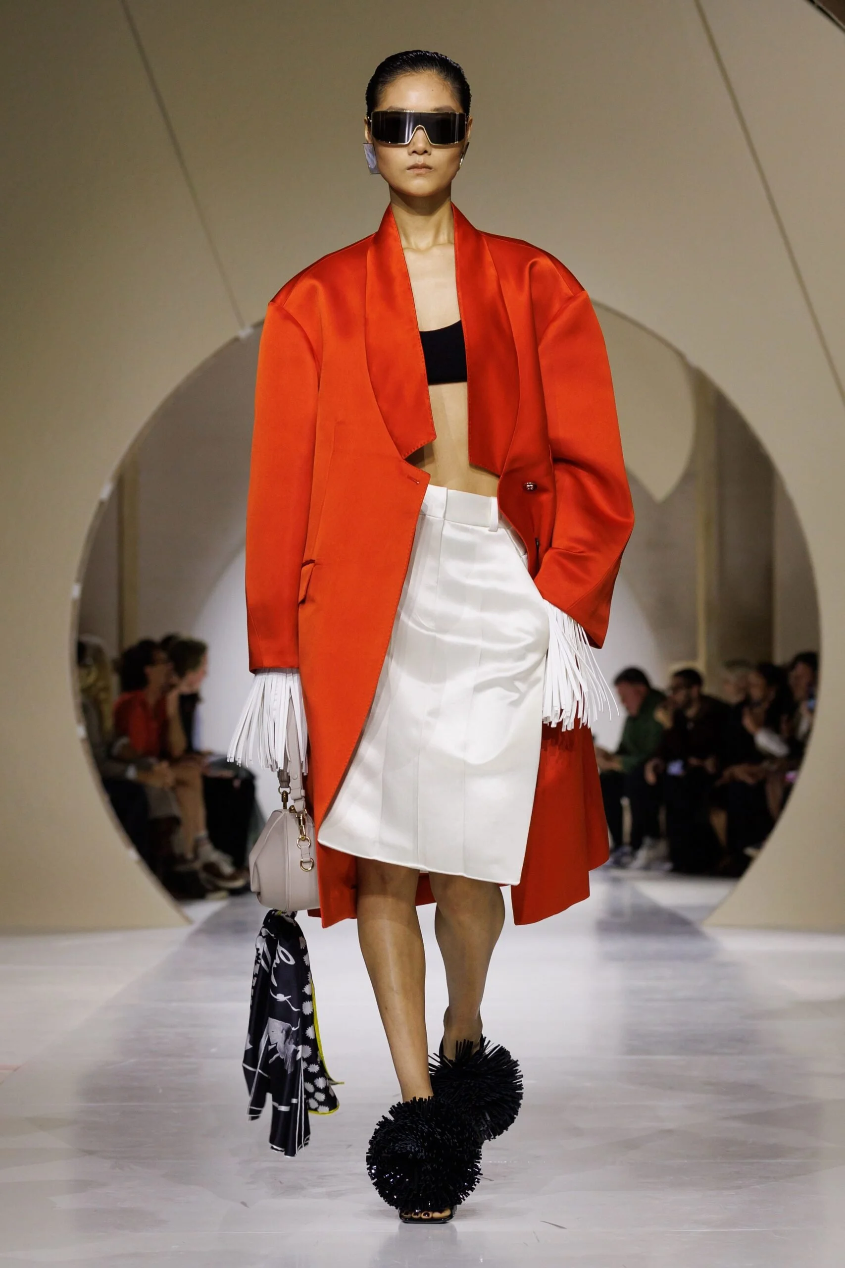 givenchy-spring-2027-ready-to-wear-look-24-scaled.jpg