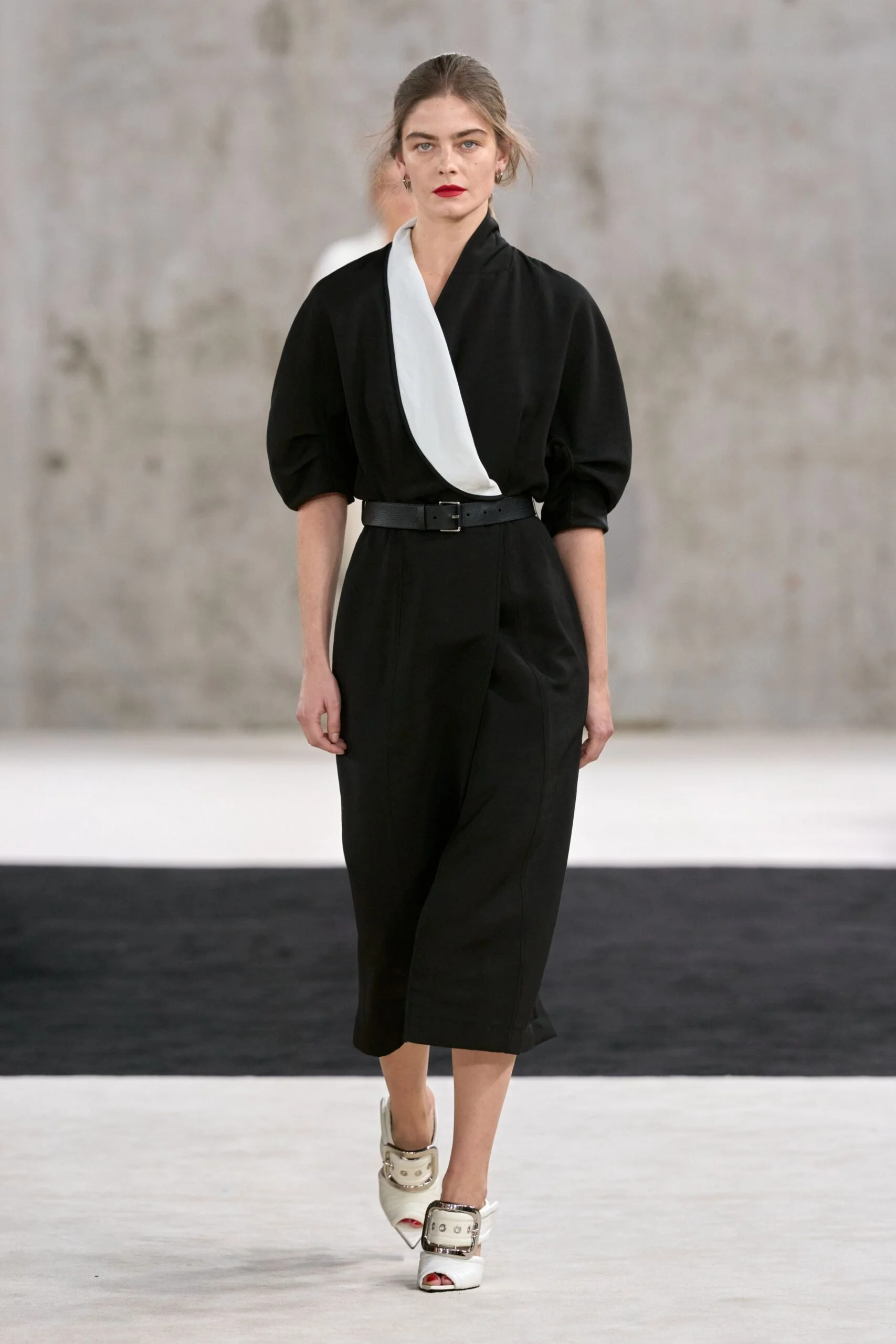lanvin-spring-2027-ready-to-wear-look-03-scaled.jpg