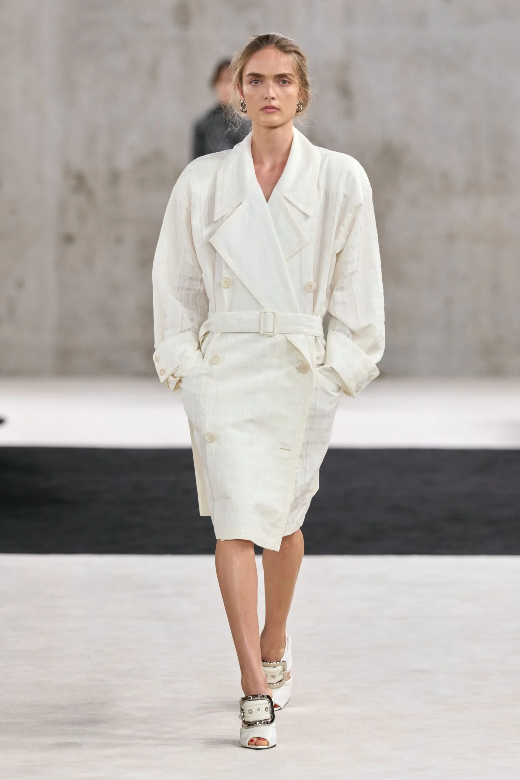 lanvin-spring-2027-ready-to-wear-look-04-scaled.jpg