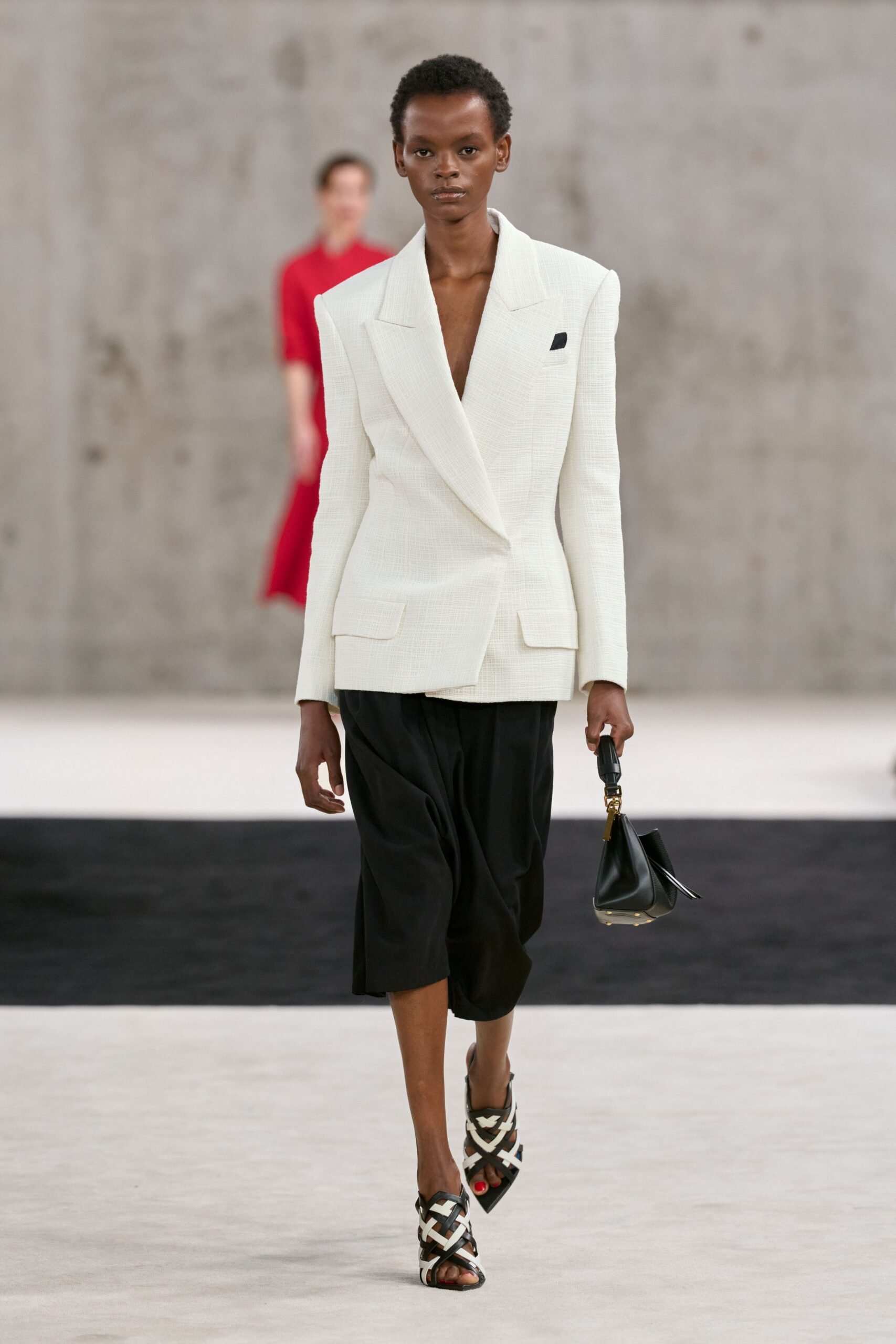 lanvin-spring-2027-ready-to-wear-look-15-scaled.jpg