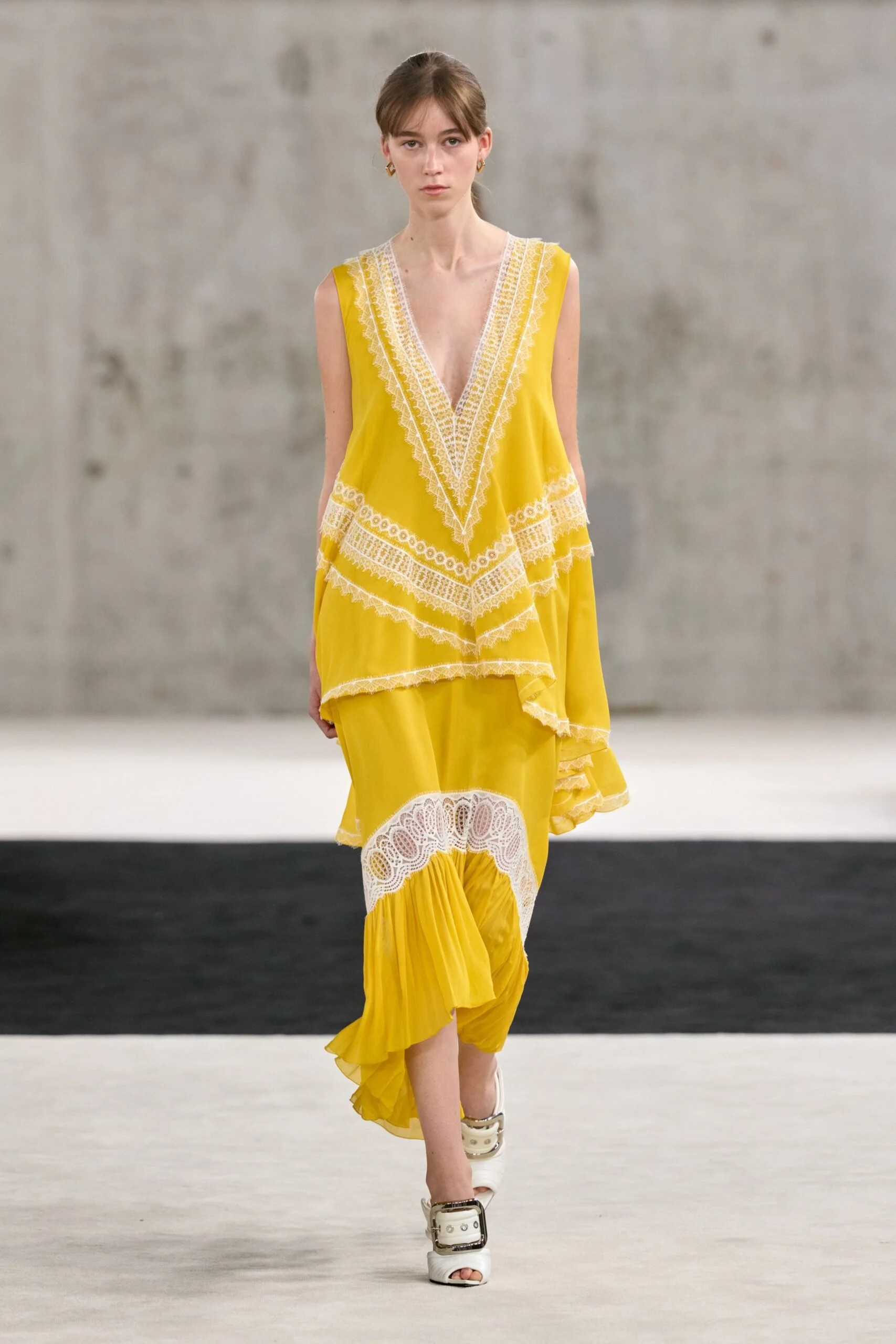 lanvin-spring-2027-ready-to-wear-look-25-scaled.jpg