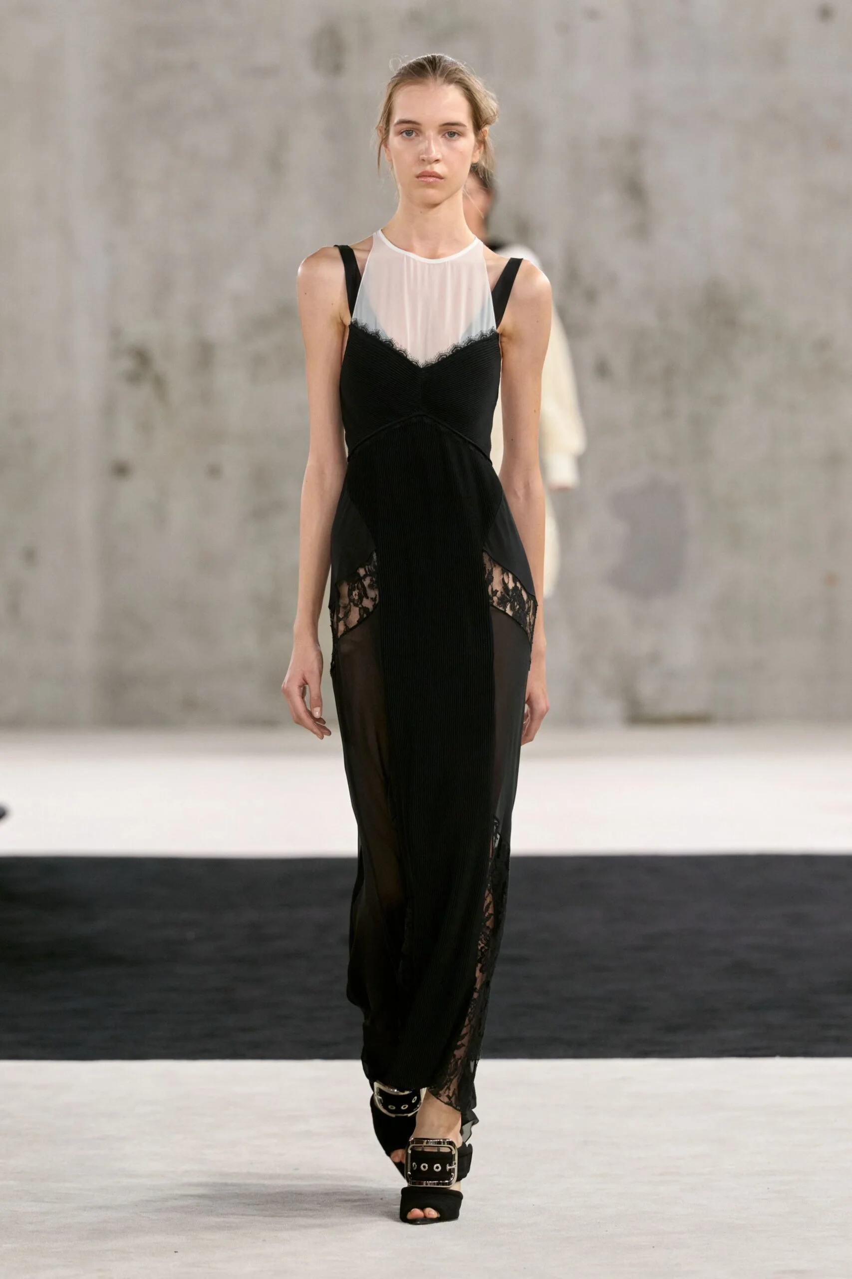 lanvin-spring-2027-ready-to-wear-look-32-scaled.jpg