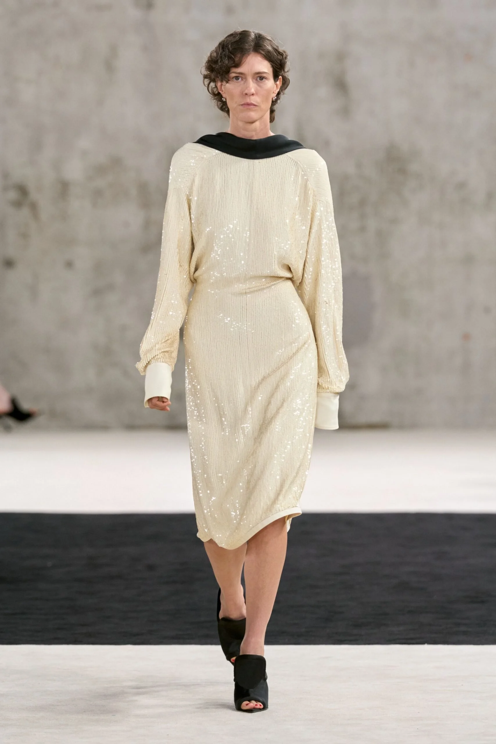 lanvin-spring-2027-ready-to-wear-look-33-scaled.jpg