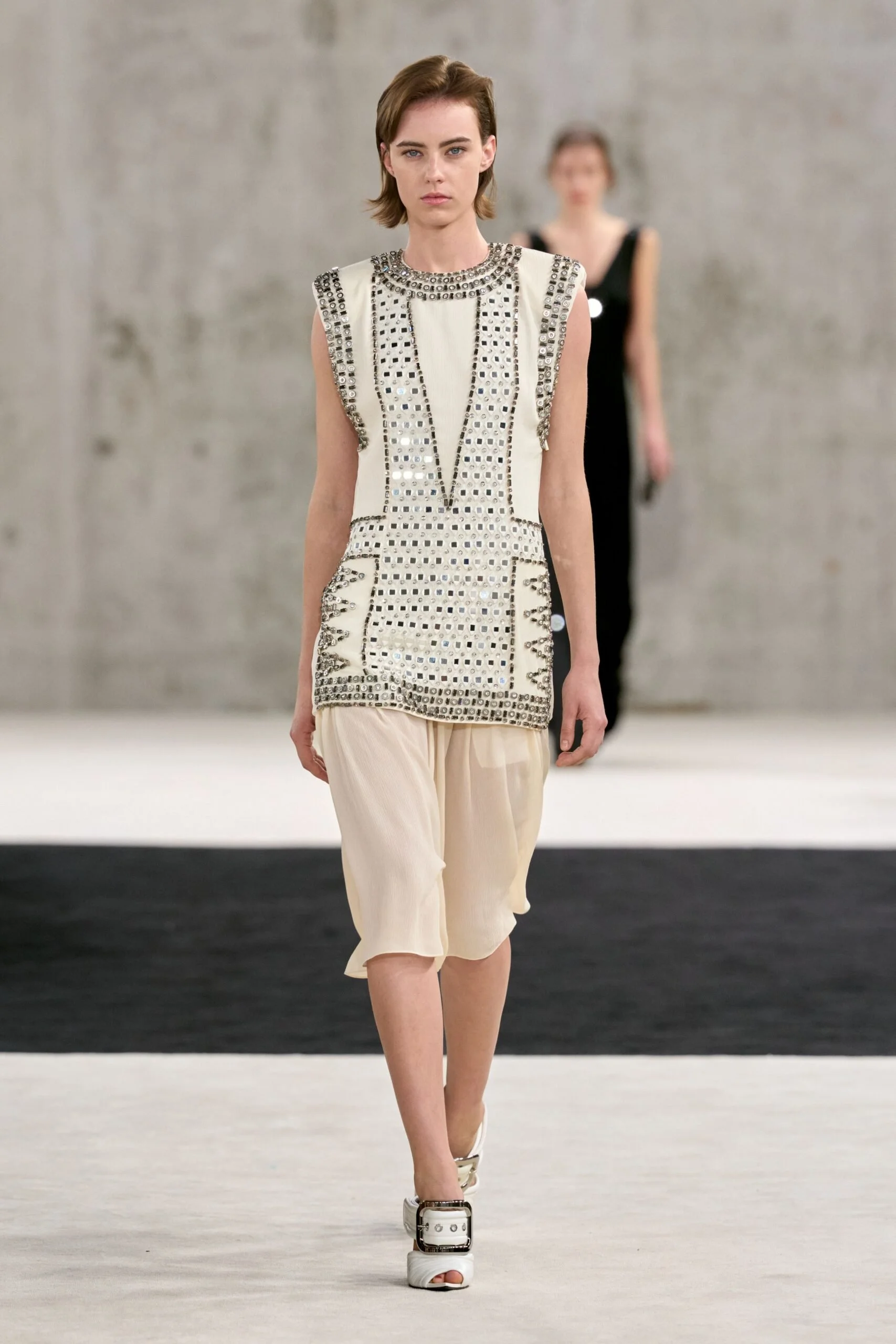 lanvin-spring-2027-ready-to-wear-look-36-scaled.jpg