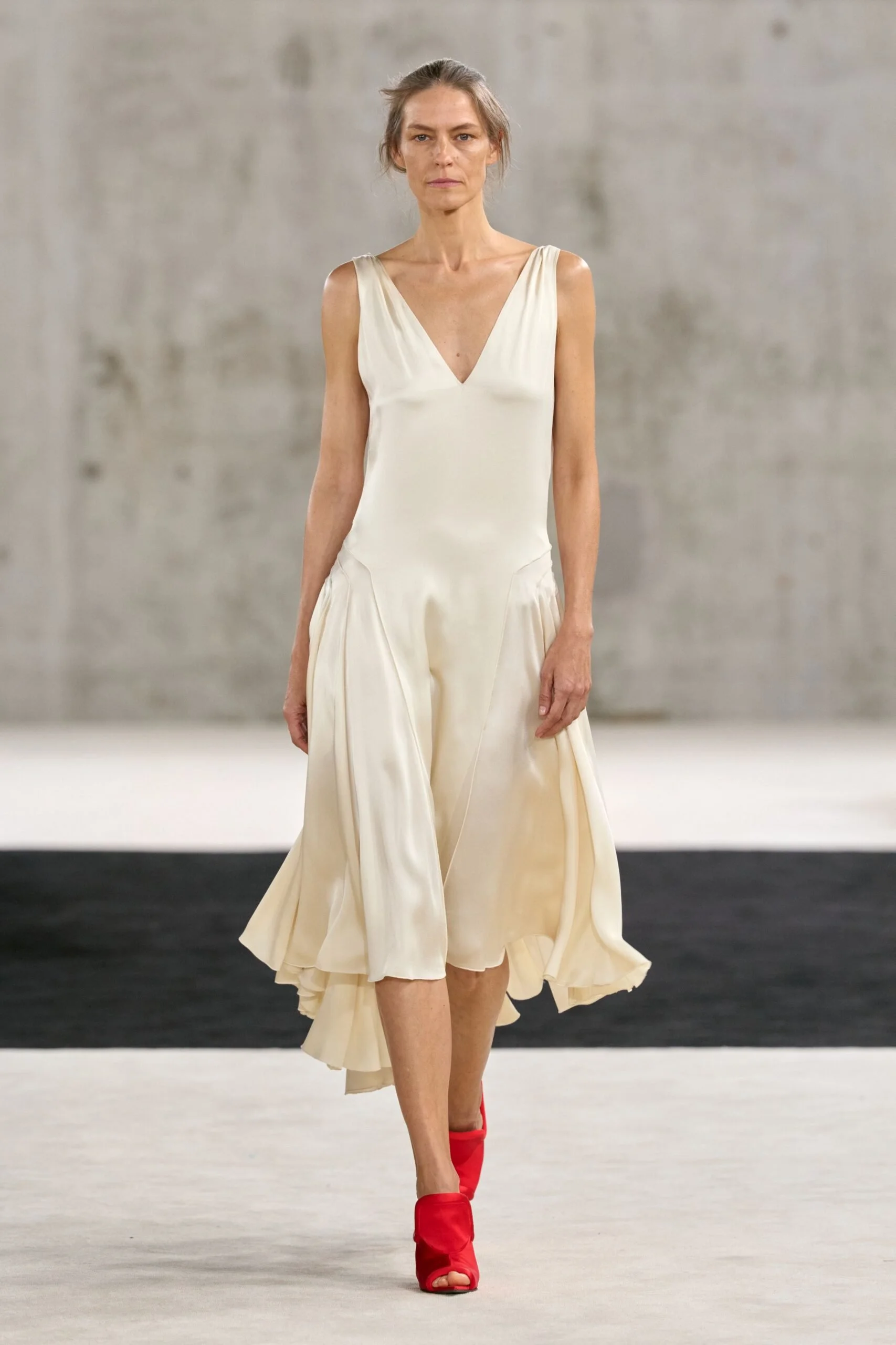 lanvin-spring-2027-ready-to-wear-look-38-scaled.jpg