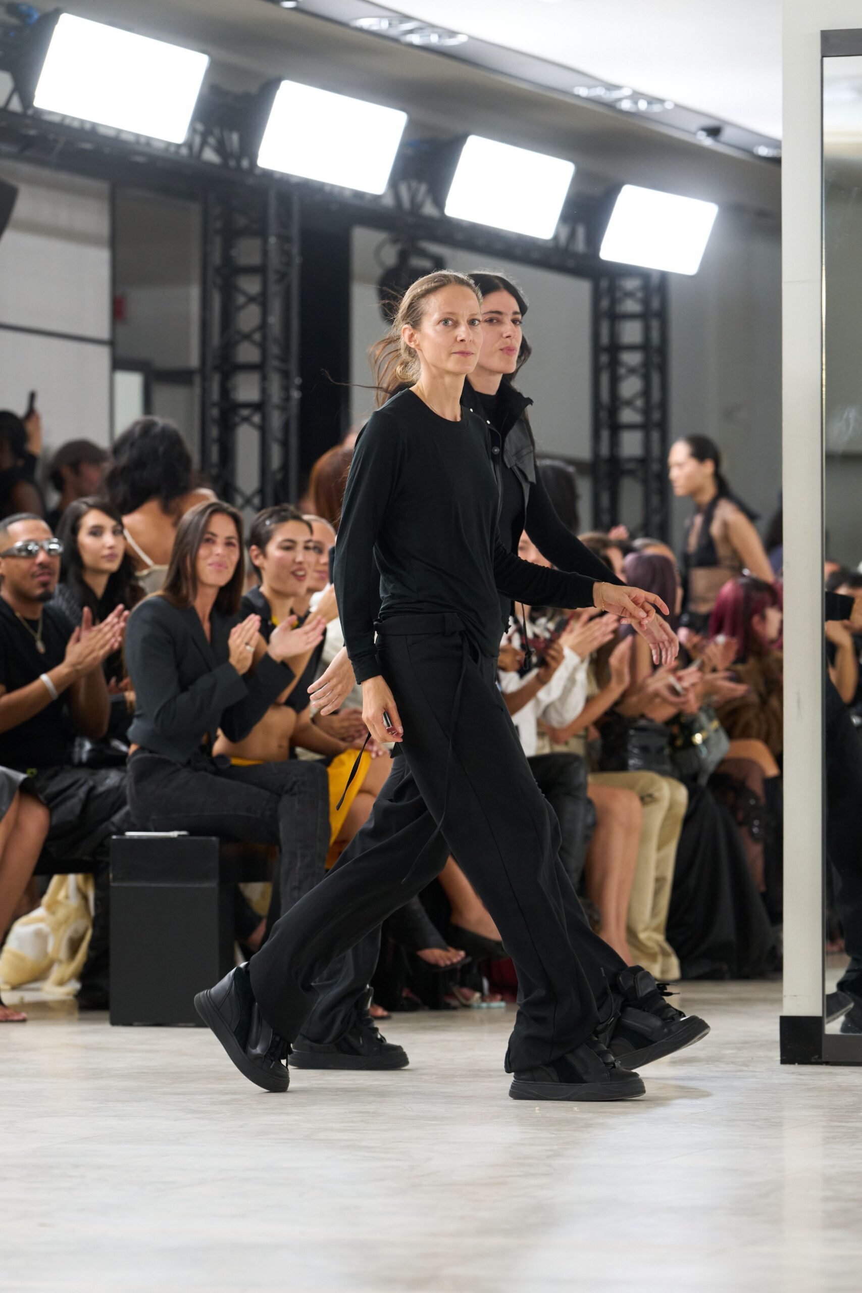 ottolinger-spring-2027-ready-to-wear-look-39-scaled.jpg