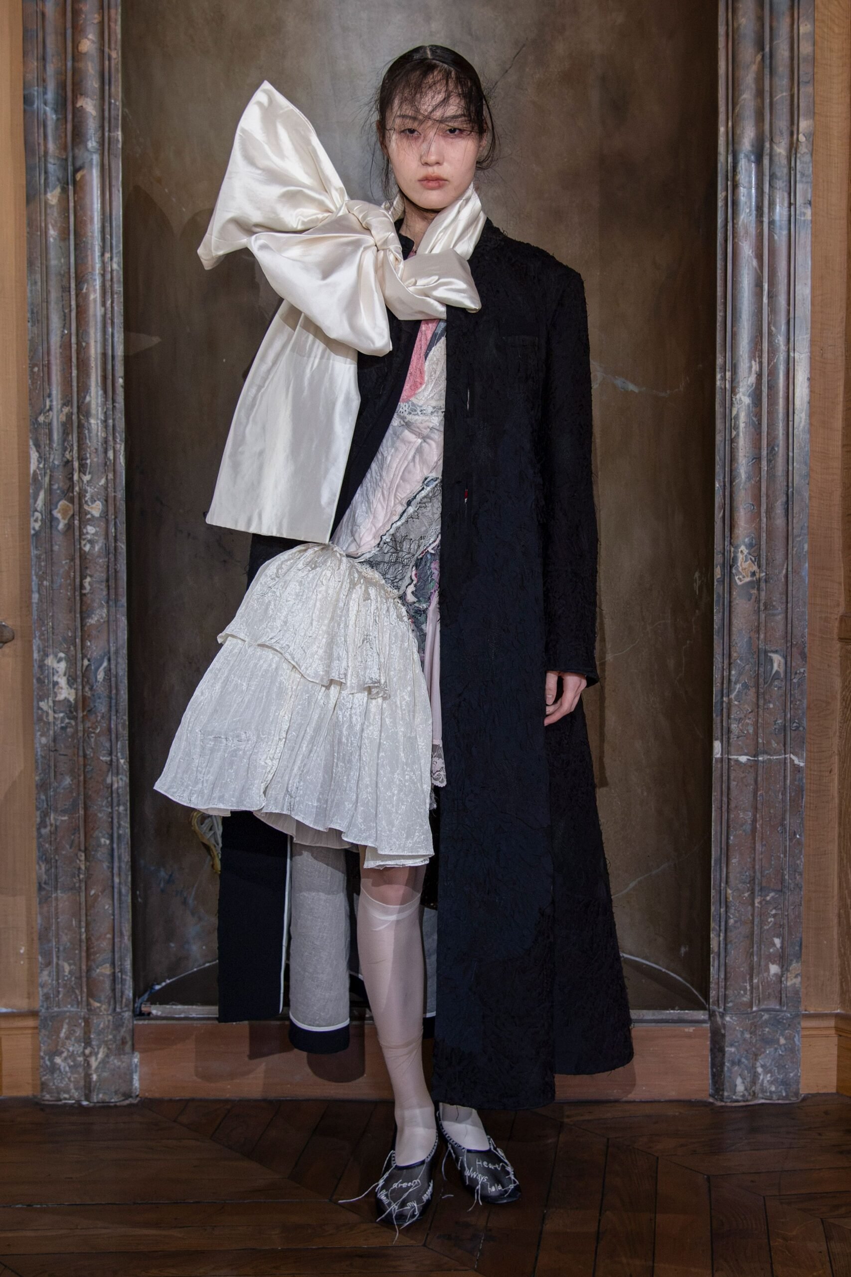 caroline-hu-spring-2027-ready-to-wear-look-03-scaled.jpg