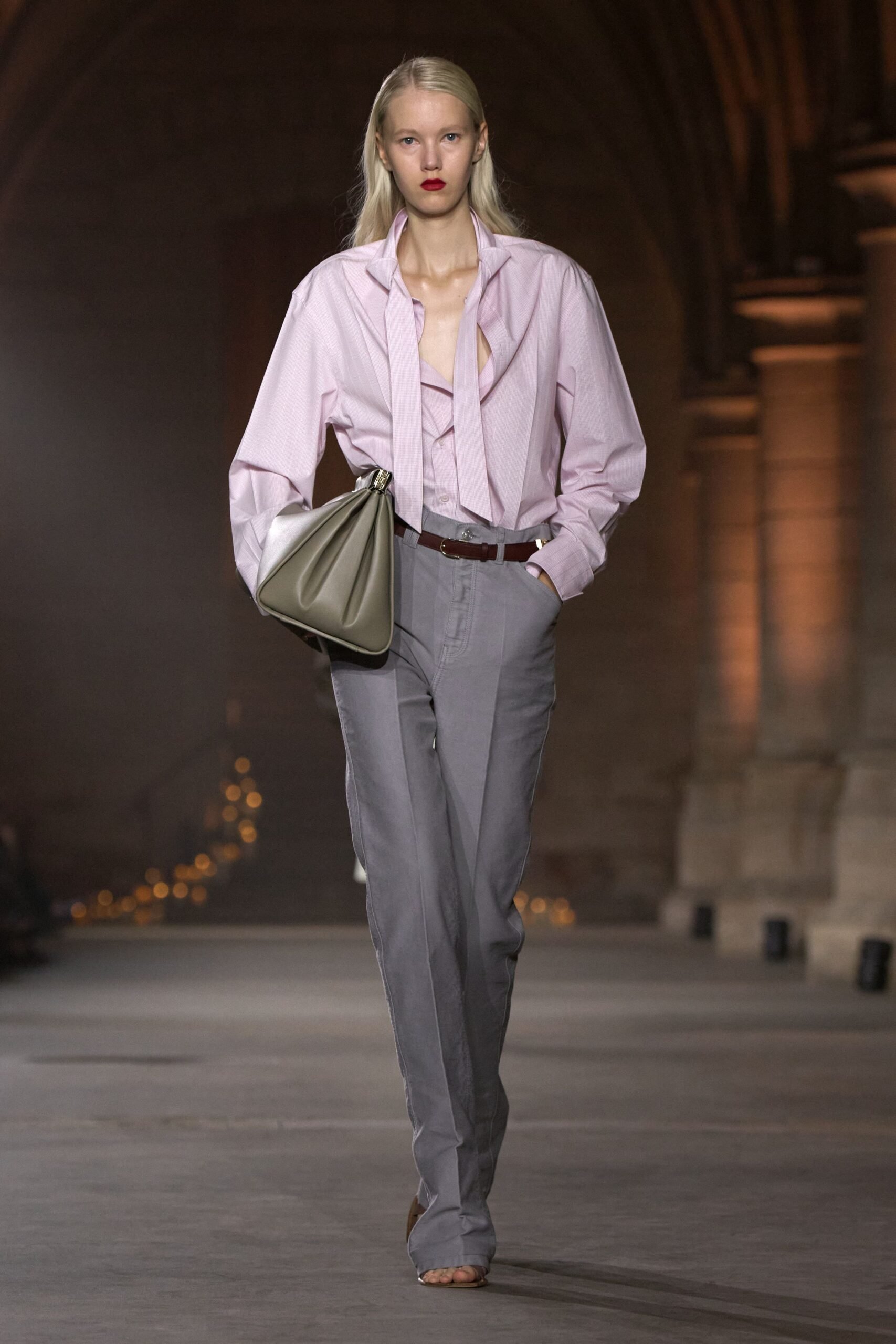 victoria-beckham-spring-2027-ready-to-wear-look-21-scaled.jpg