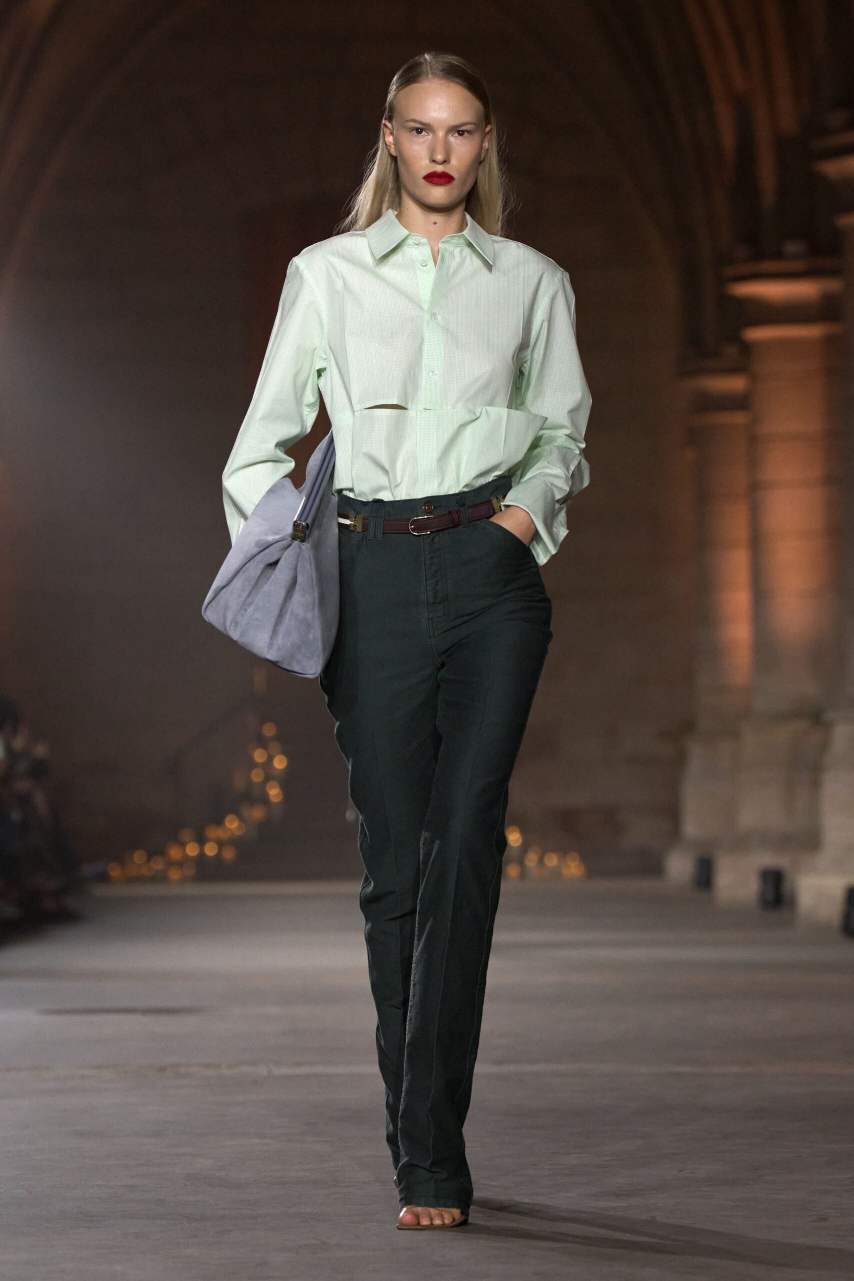 victoria-beckham-spring-2027-ready-to-wear-look-23-scaled.jpg