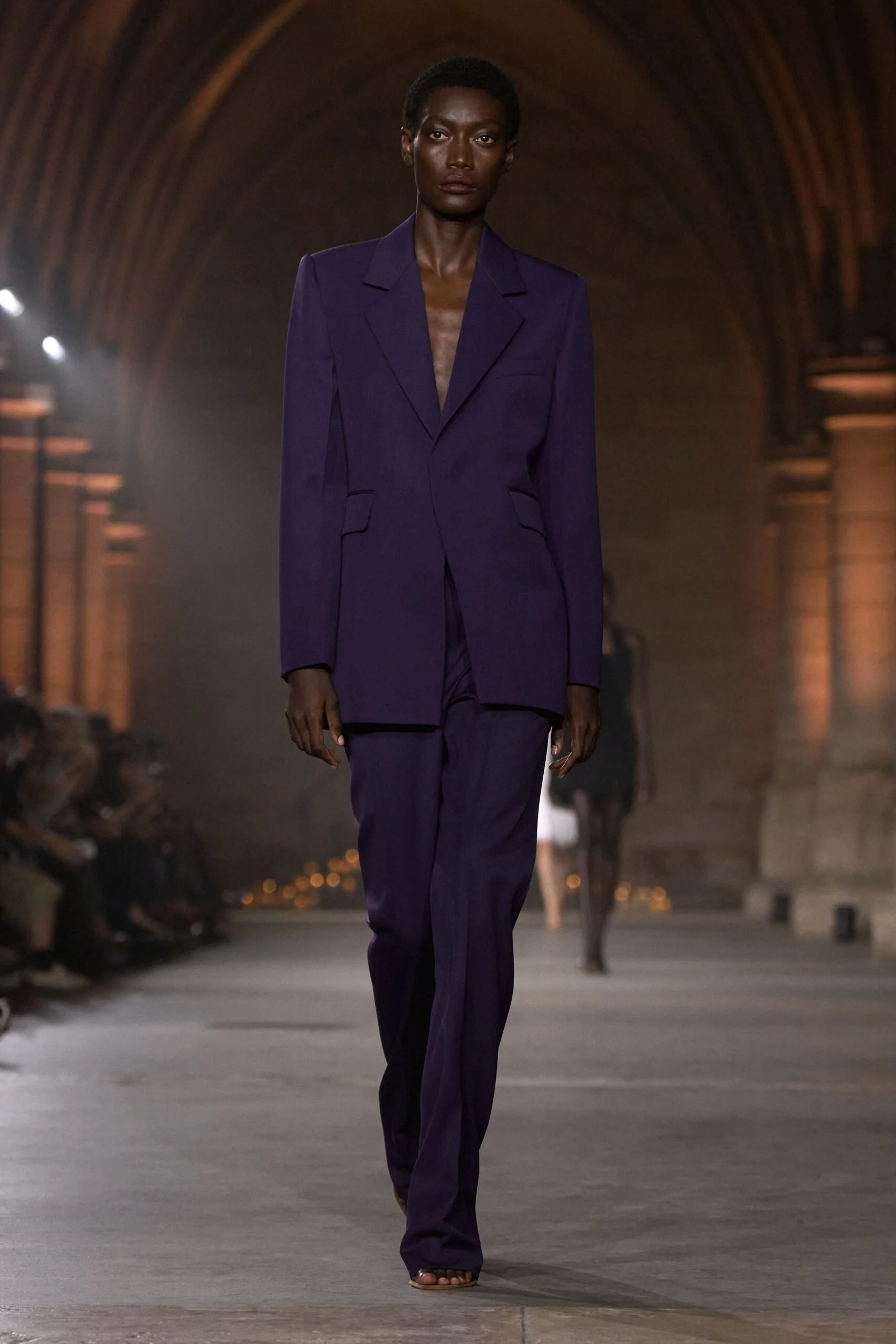 victoria-beckham-spring-2027-ready-to-wear-look-33-scaled.jpg