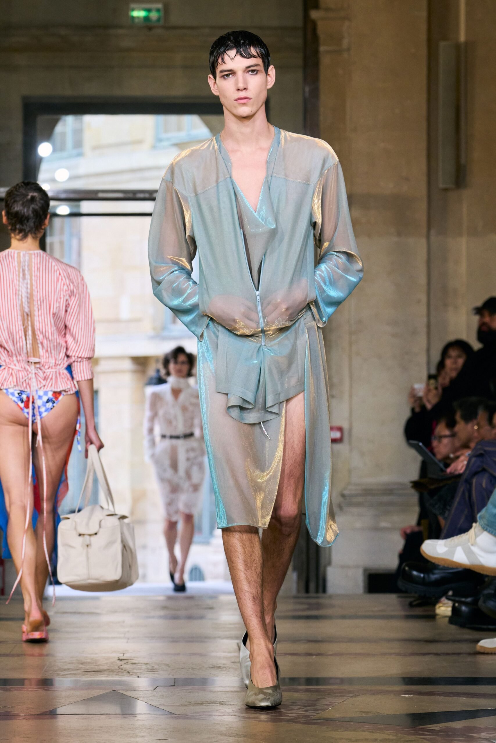 Wy2tIEAL-00026-andreas-kronthaler-for-vivienne-westwood-spring-2026-ready-to-wear-credit-gorunway-scaled.jpg
