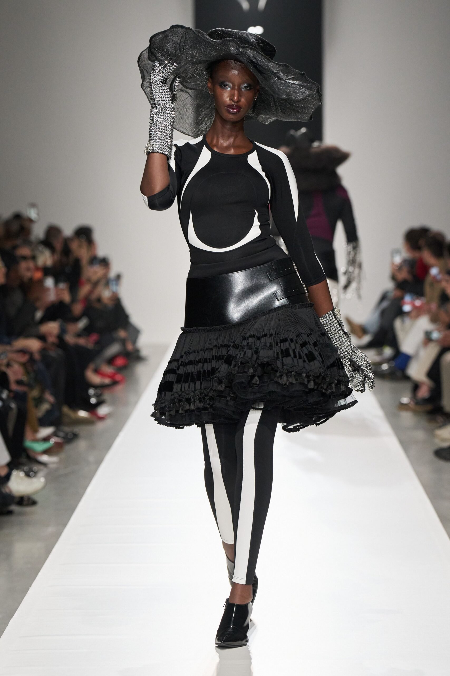 junya-watanabe-spring-2027-ready-to-wear-look-05-scaled.jpg