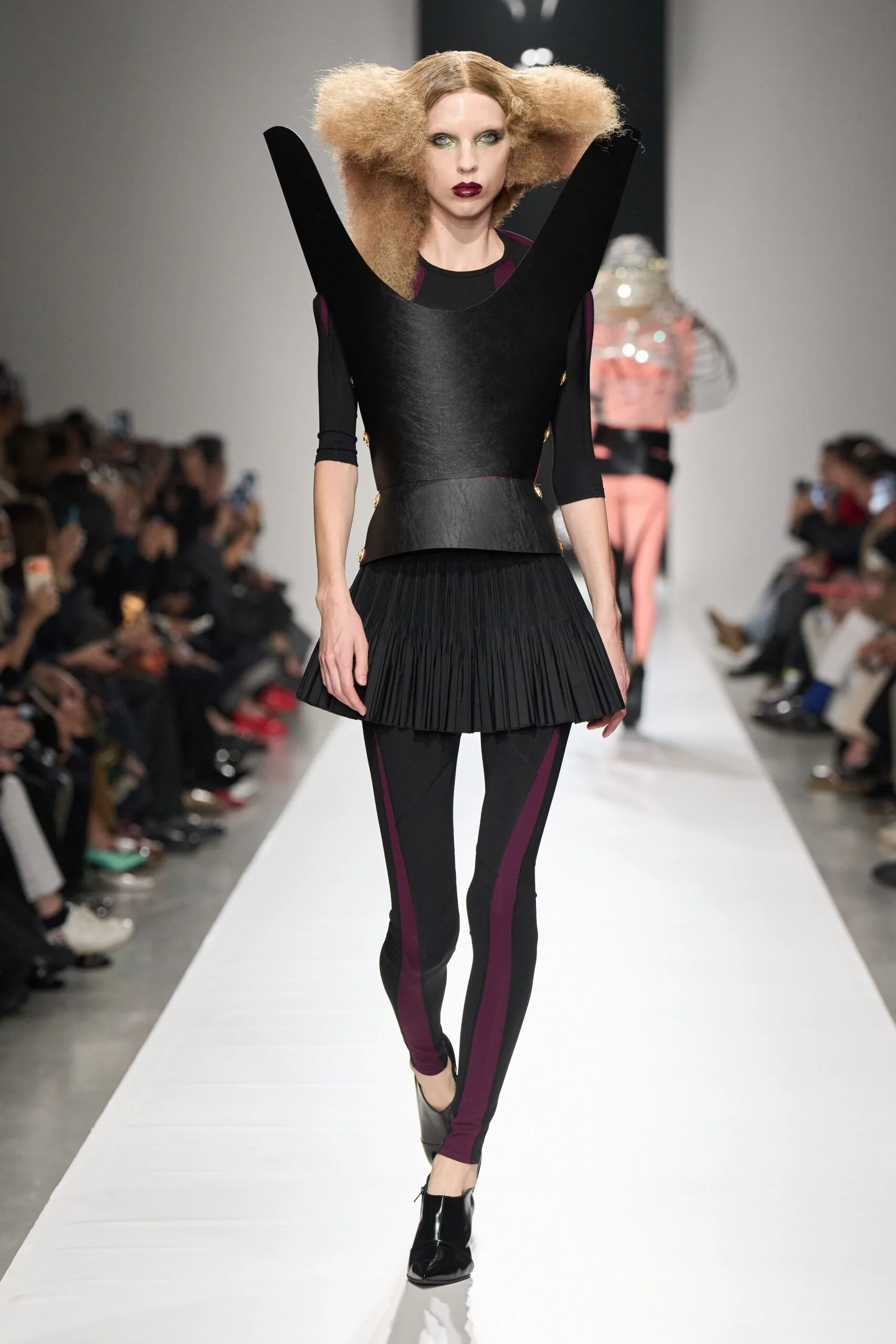junya-watanabe-spring-2027-ready-to-wear-look-07-scaled.jpg