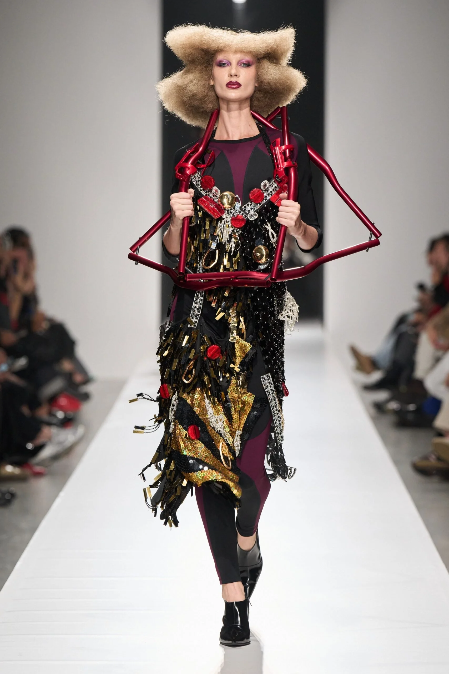 junya-watanabe-spring-2027-ready-to-wear-look-16-scaled.jpg