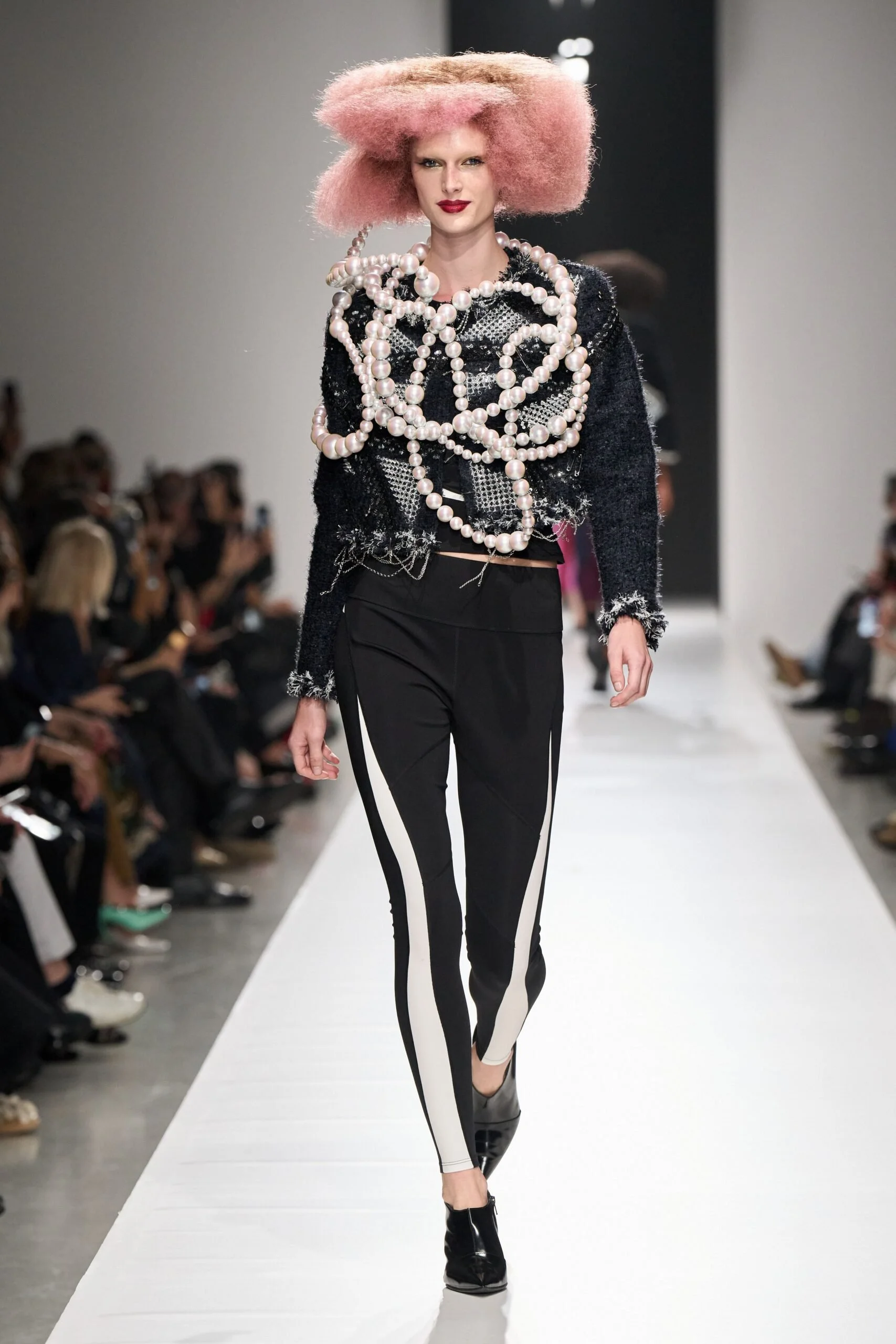 junya-watanabe-spring-2027-ready-to-wear-look-27-scaled.jpg